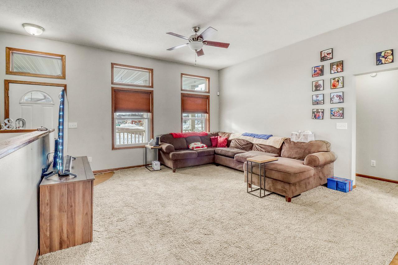 302 Chicago Avenue Property Photo 13