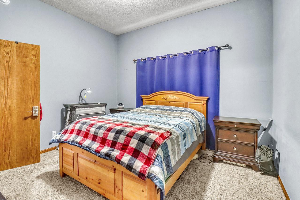 302 Chicago Avenue Property Photo 15