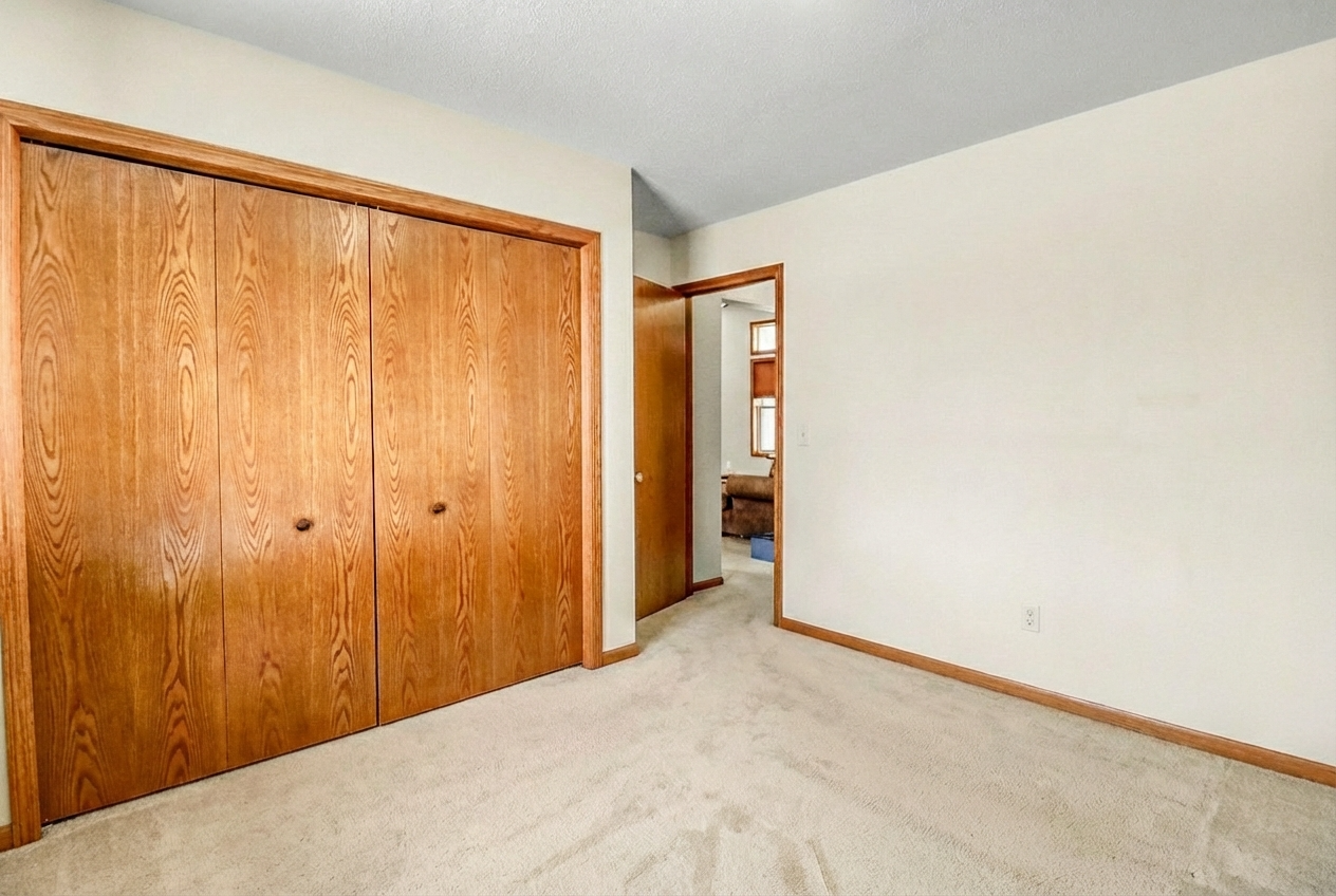 302 Chicago Avenue Property Photo 19
