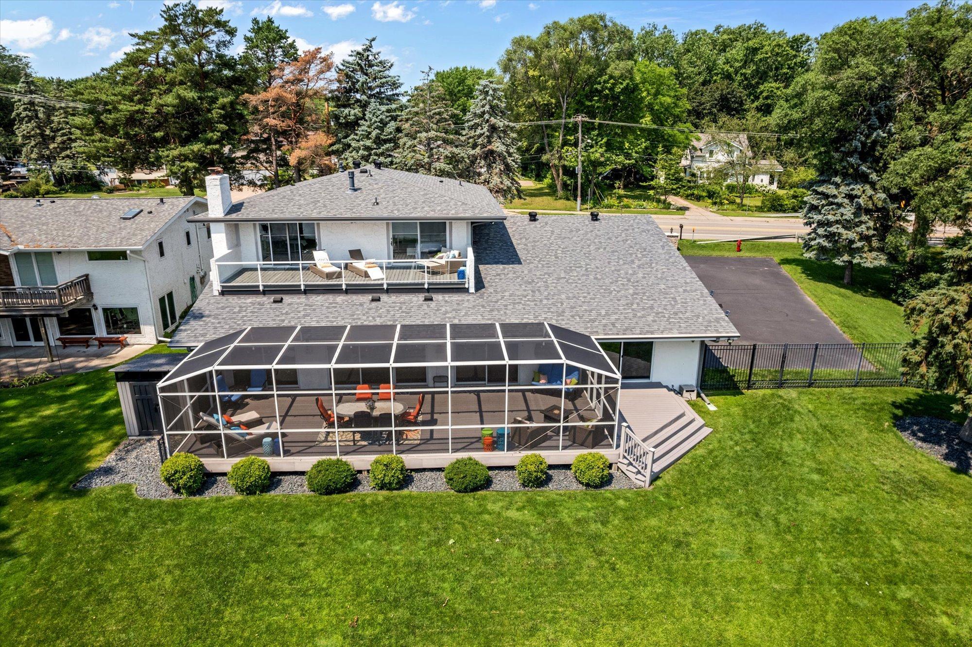 2065 Long Lake Road Property Photo 3