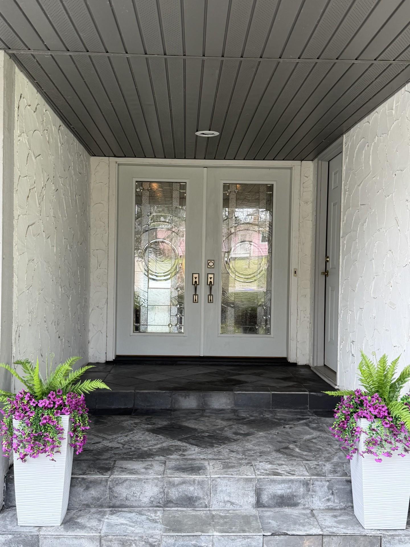2065 Long Lake Road Property Photo 29