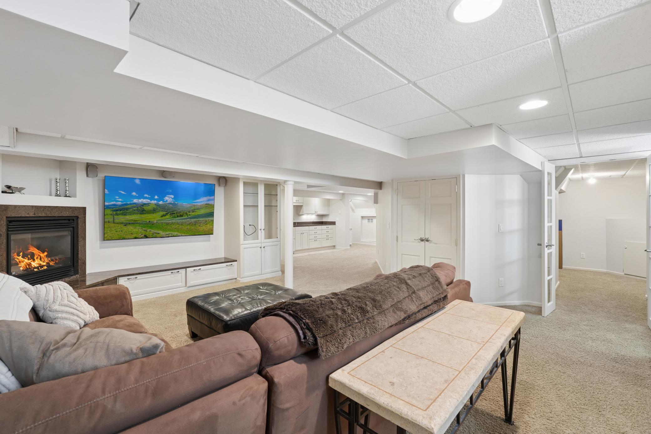 2065 Long Lake Road Property Photo 51
