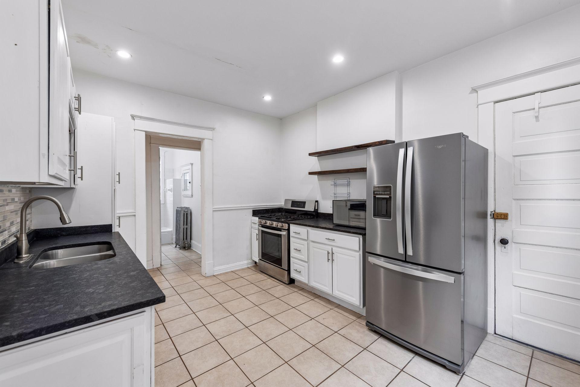 2121 Harriet Avenue Property Photo 11