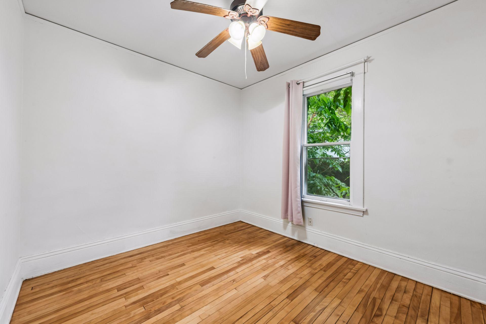 2121 Harriet Avenue Property Photo 18