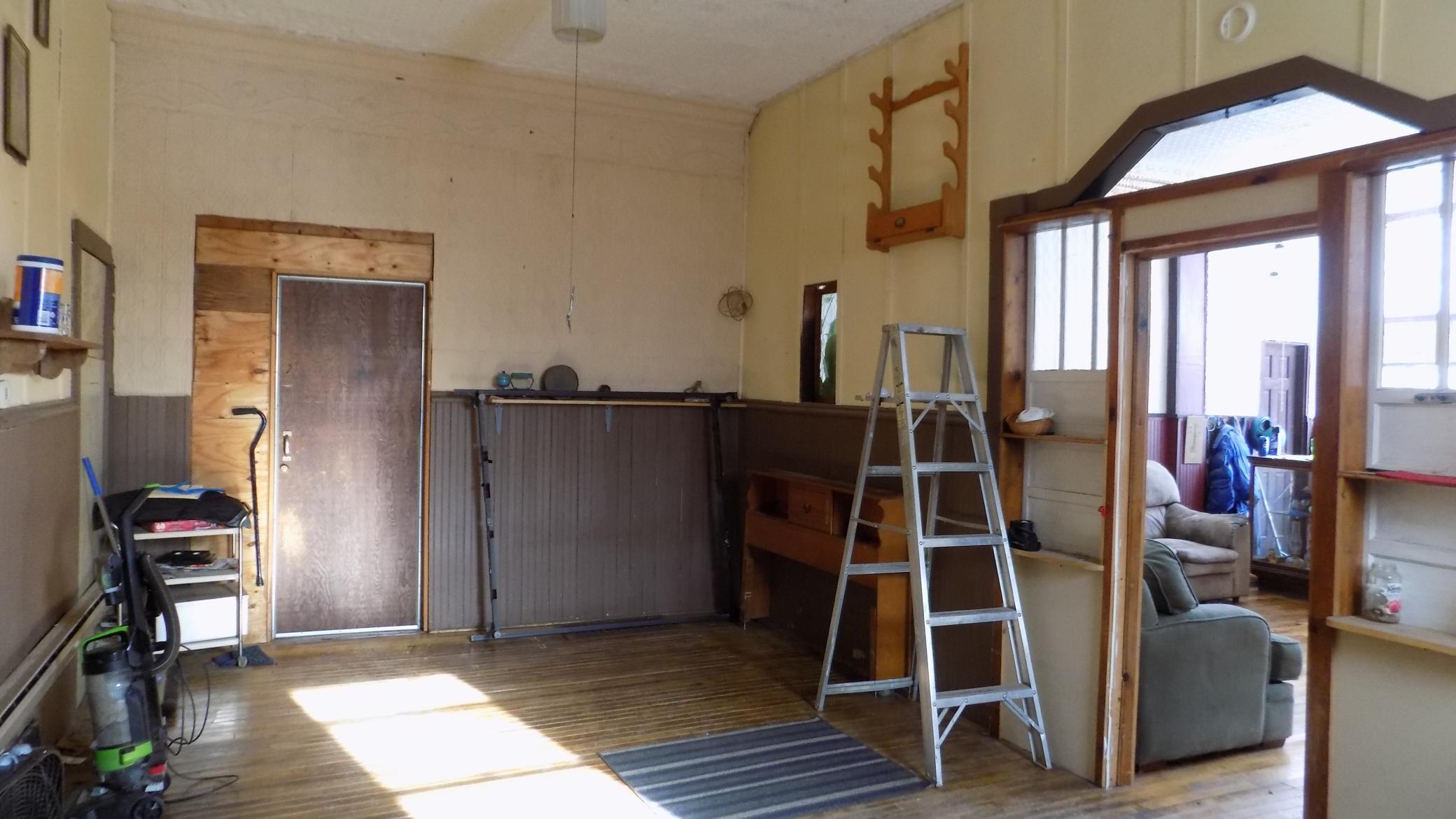 913 Gary Street Property Photo 3