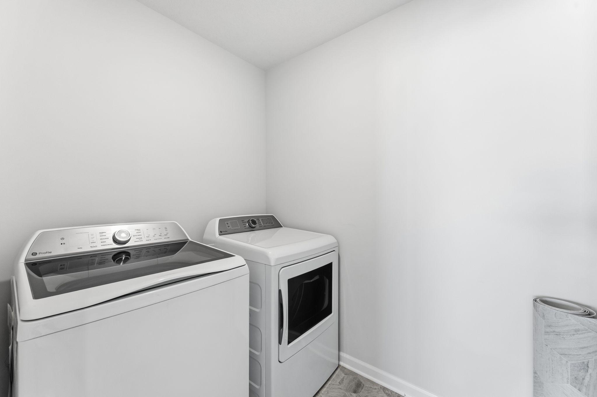 1055 Adamstown Drive Property Photo 7