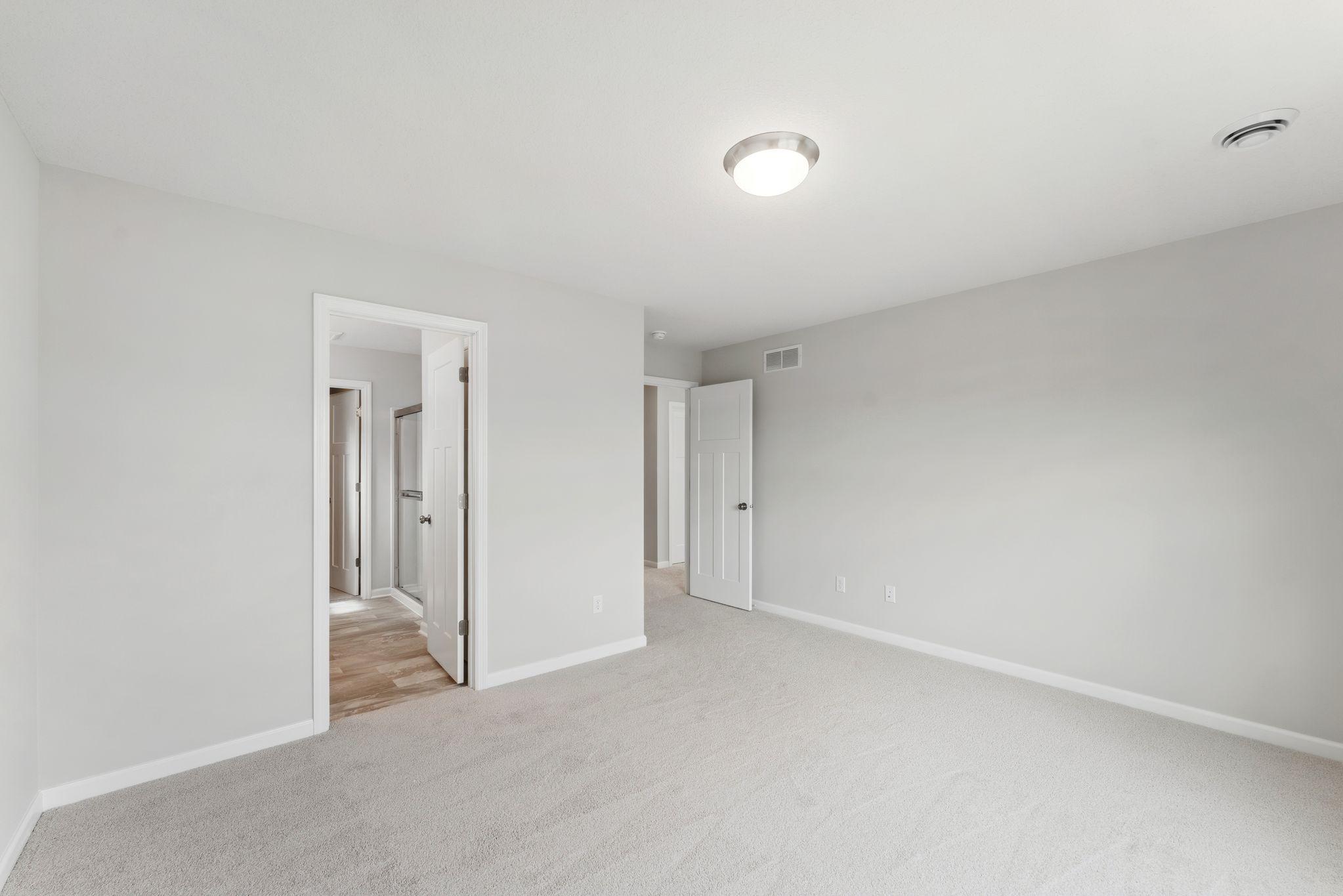 1055 Adamstown Drive Property Photo 12