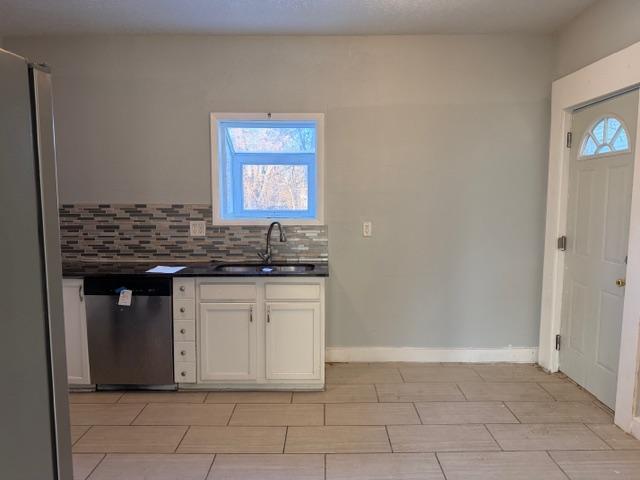468 Bellows Street Property Photo 4