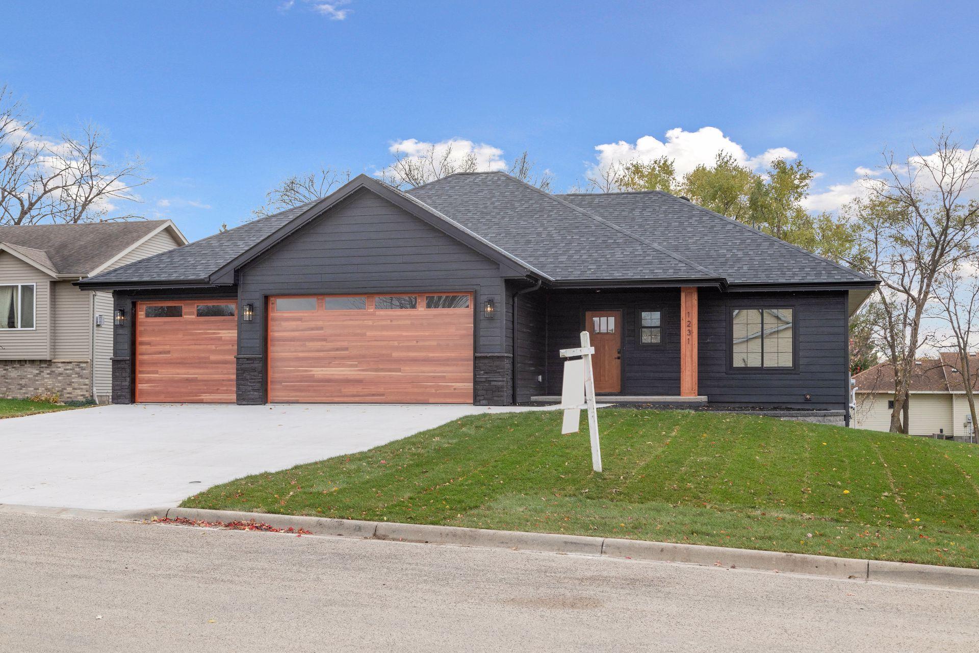 802 Dutton Drive Property Photo 4
