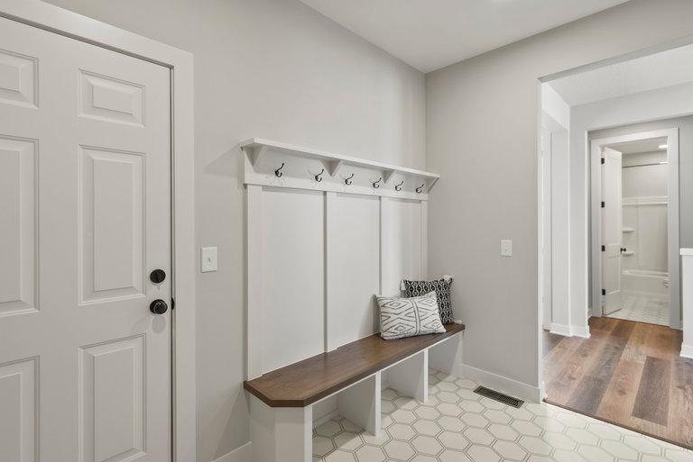 5821 Freeland Bay N Property Photo 14