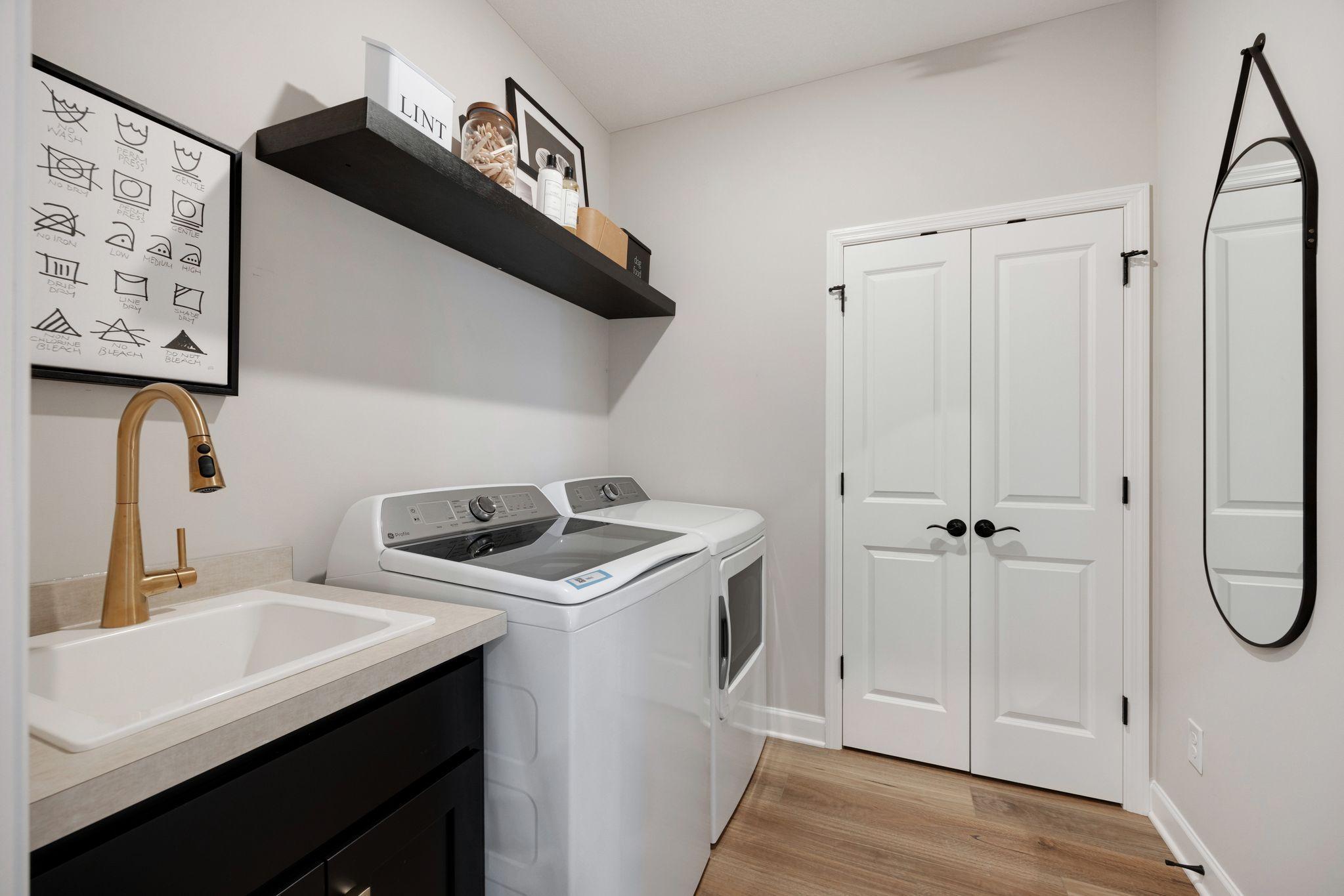 20187 Gothic Avenue Property Photo 13