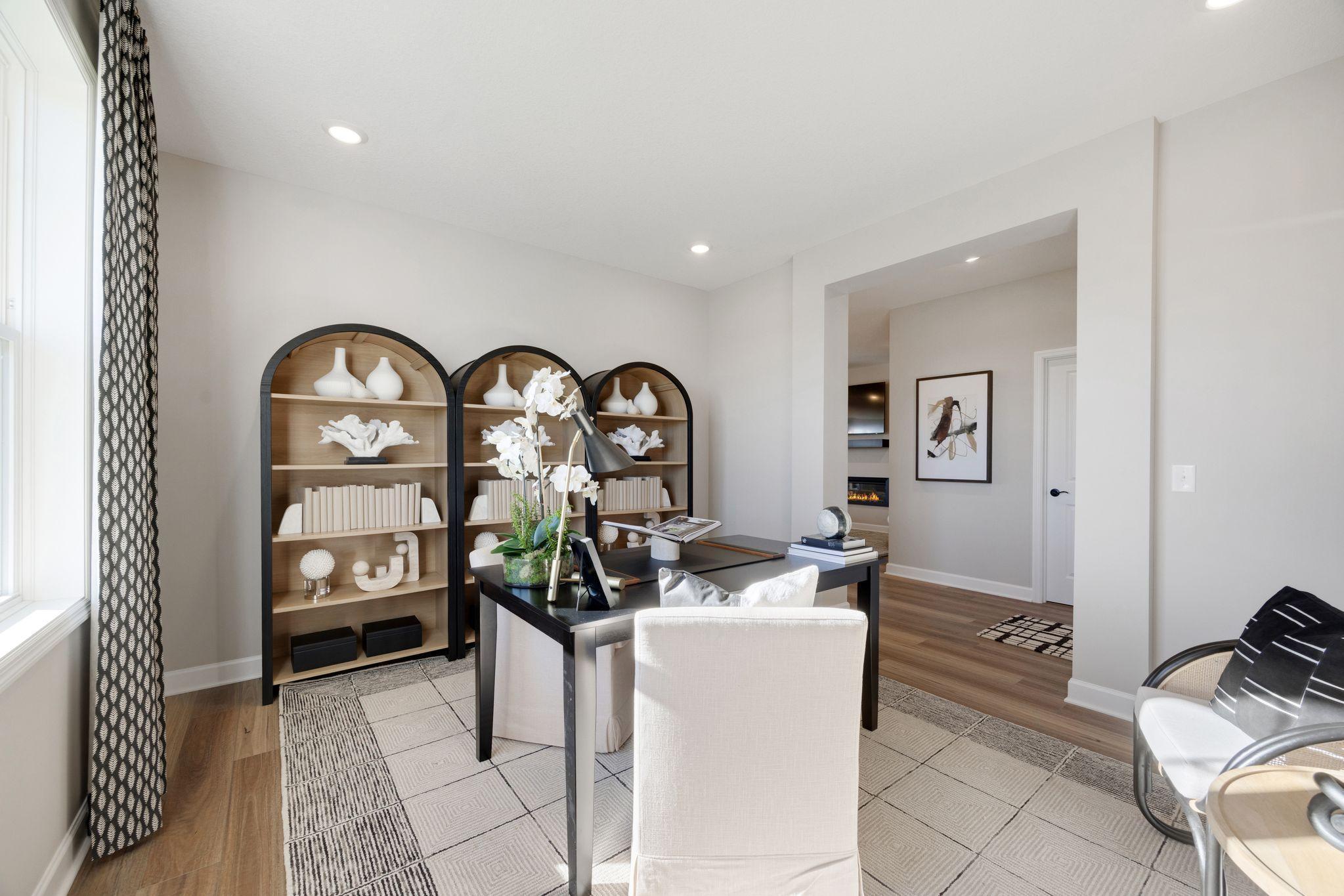 20187 Gothic Avenue Property Photo 16