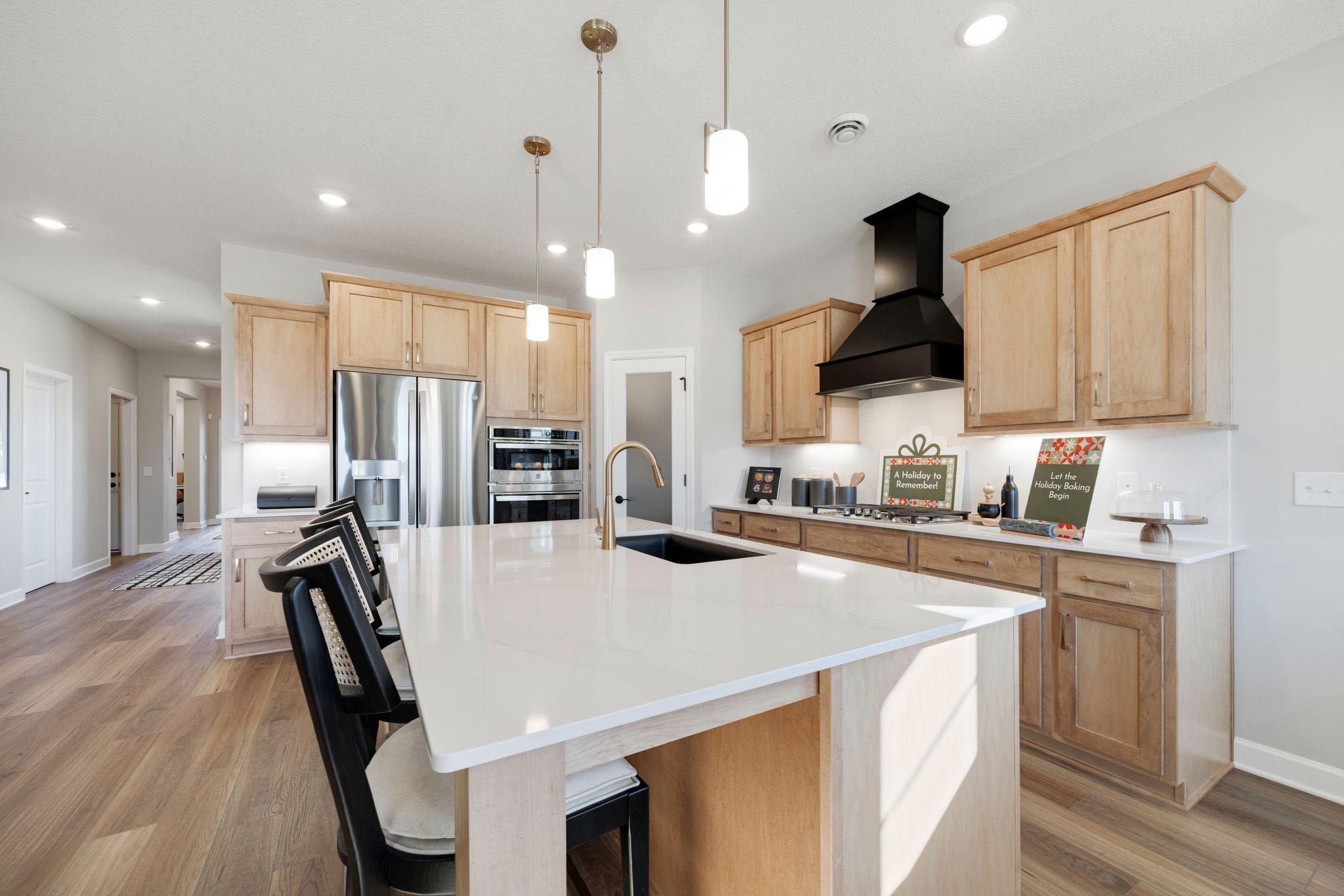 20187 Gothic Avenue Property Photo 18