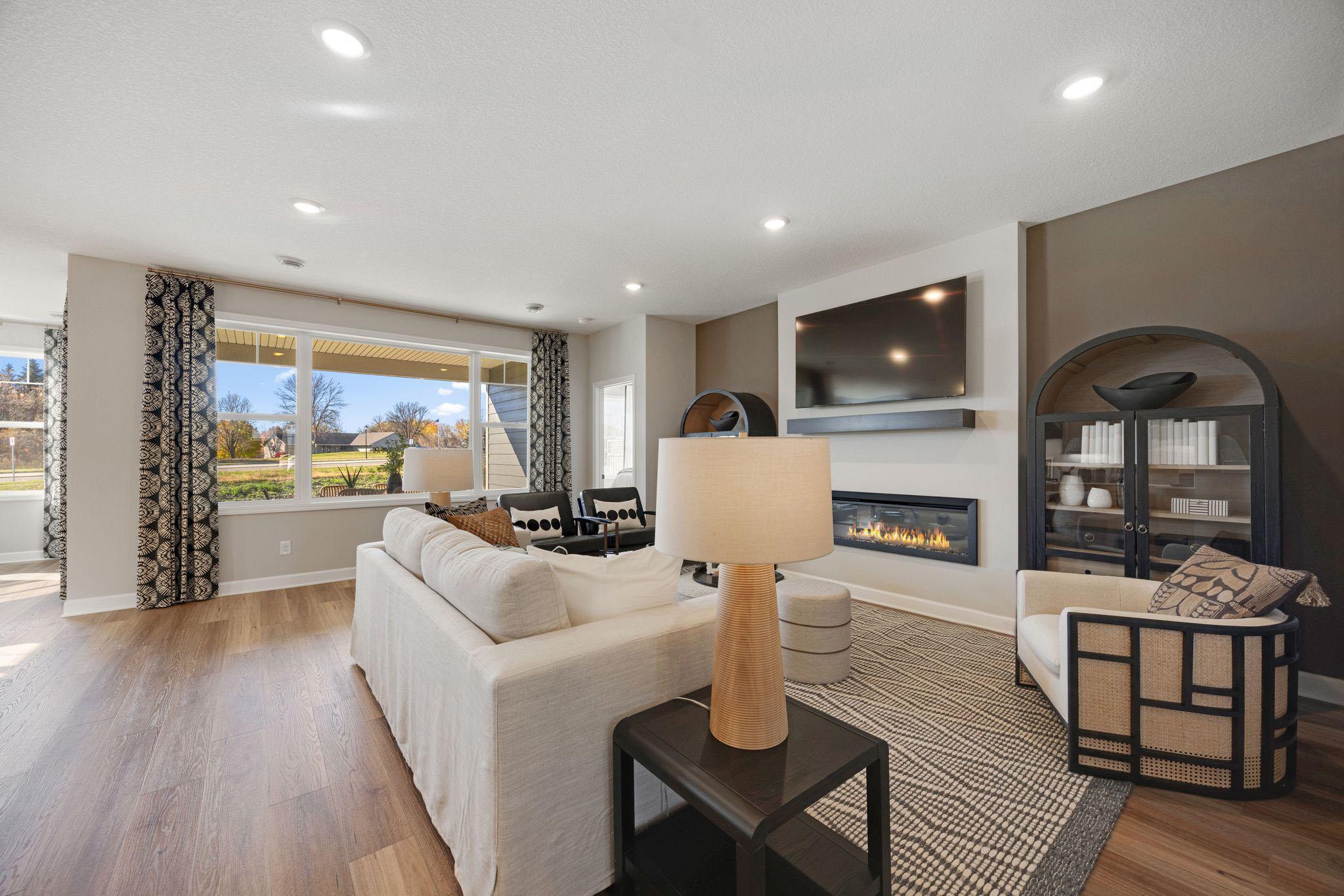 20187 Gothic Avenue Property Photo 26