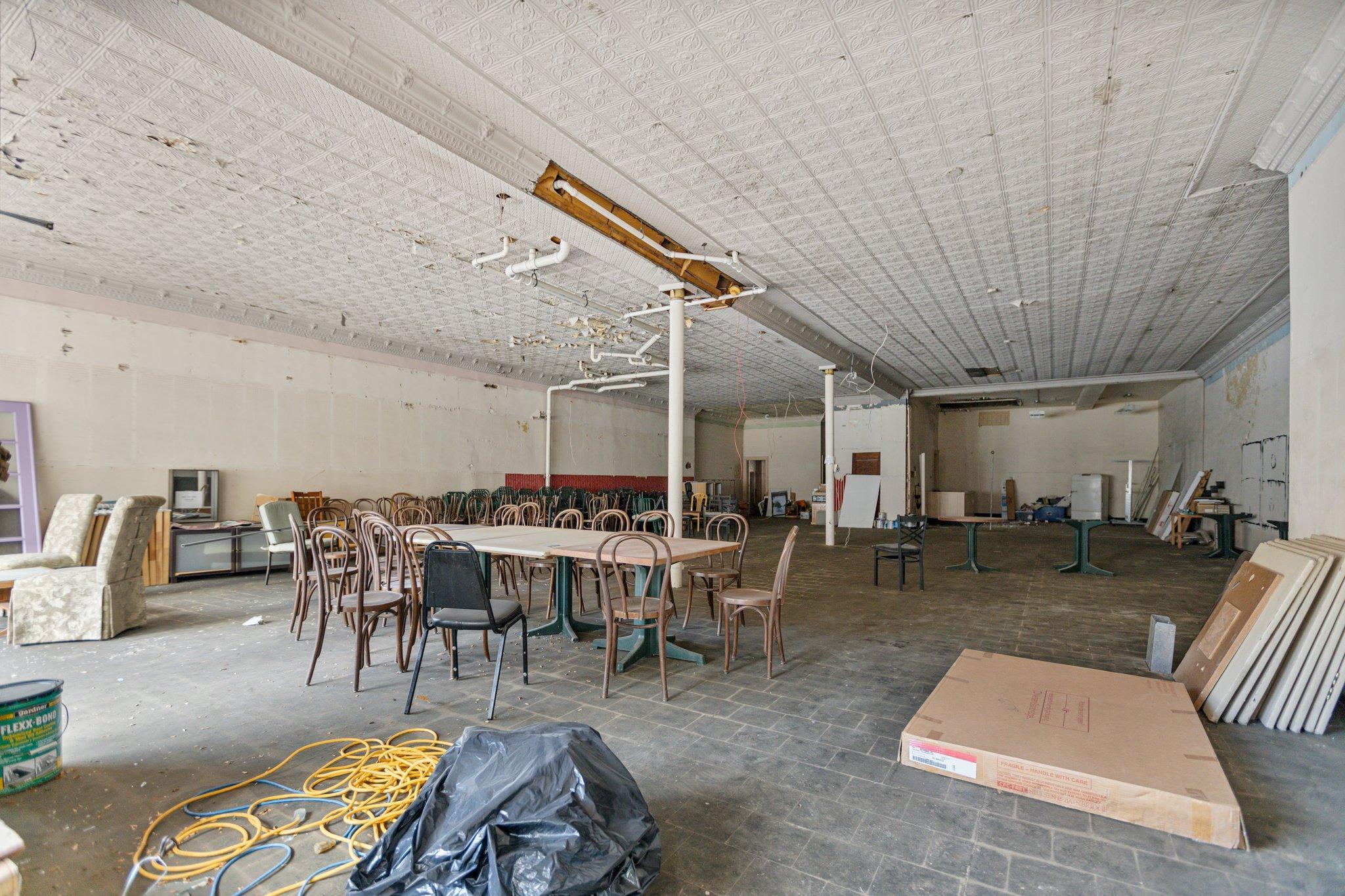 301 Central Property Photo 11