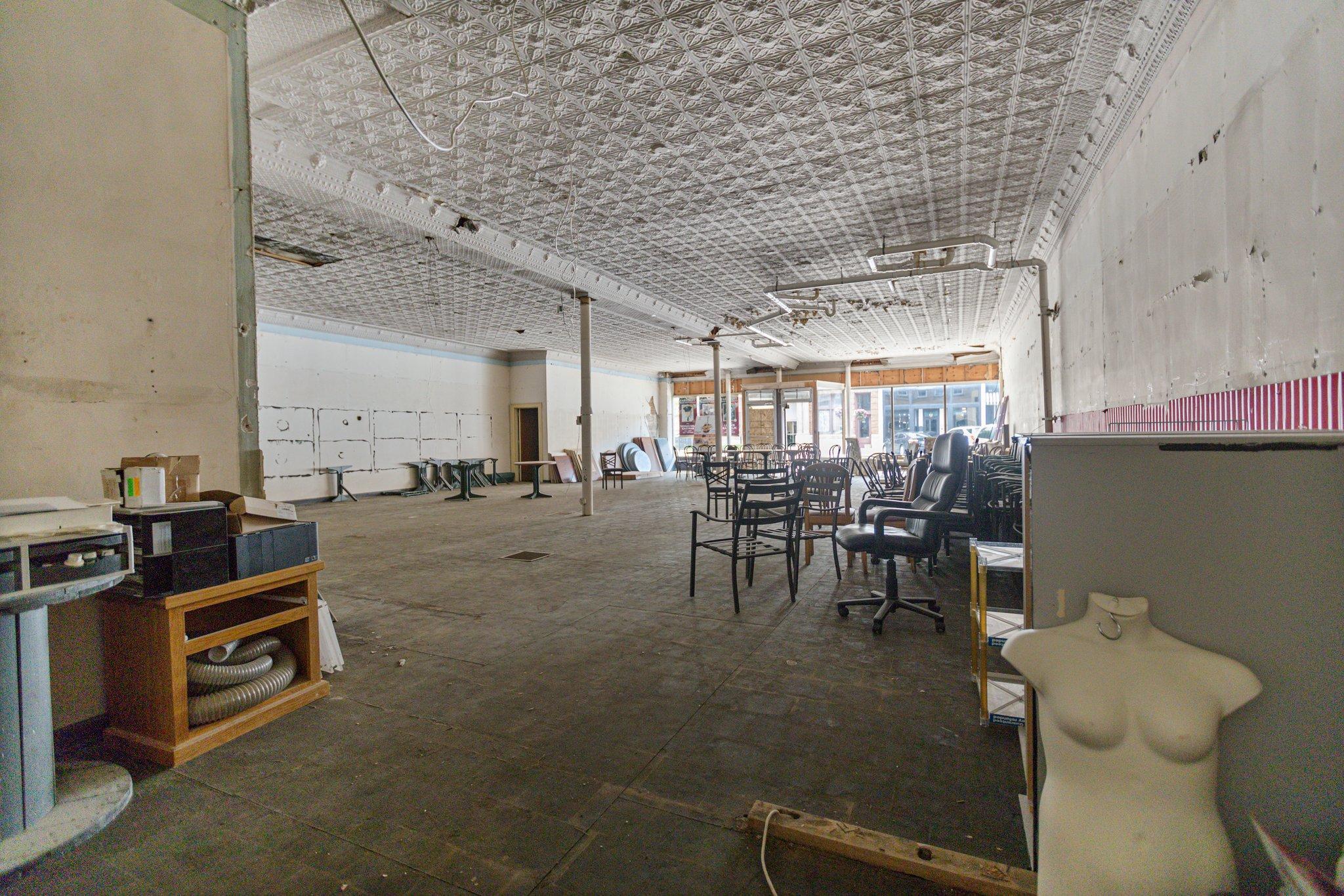 301 Central Property Photo 15