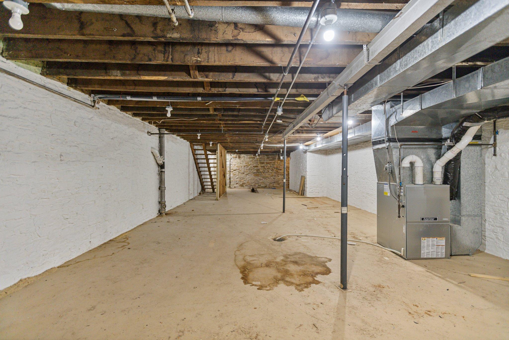 301 Central Property Photo 19