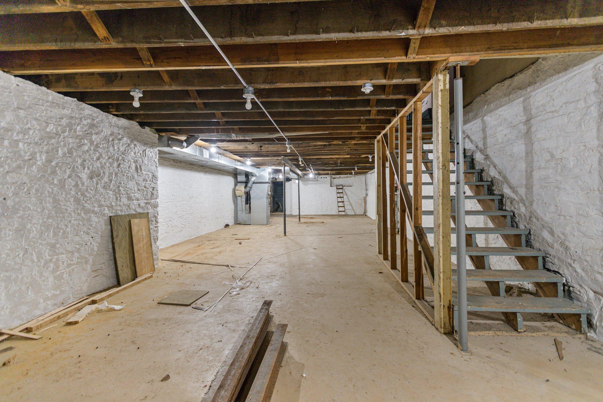 301 Central Property Photo 20