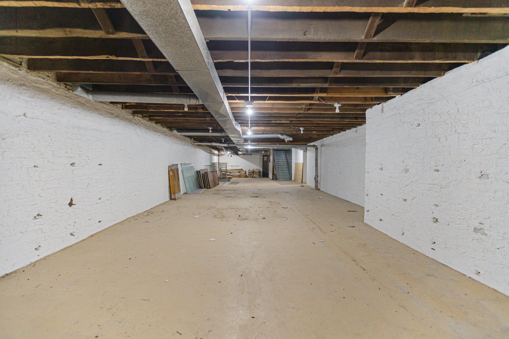 301 Central Property Photo 21