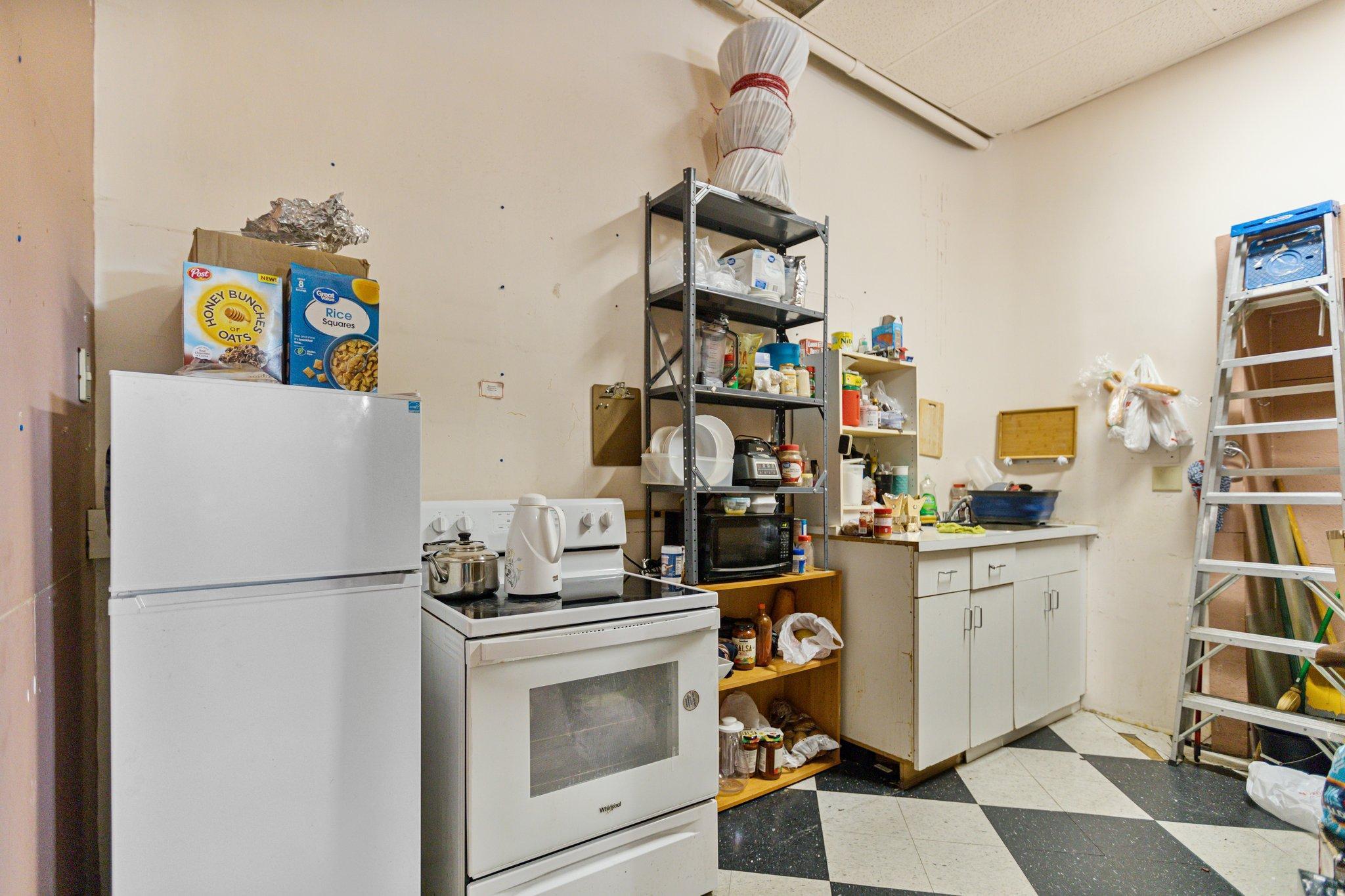 301 Central Property Photo 25