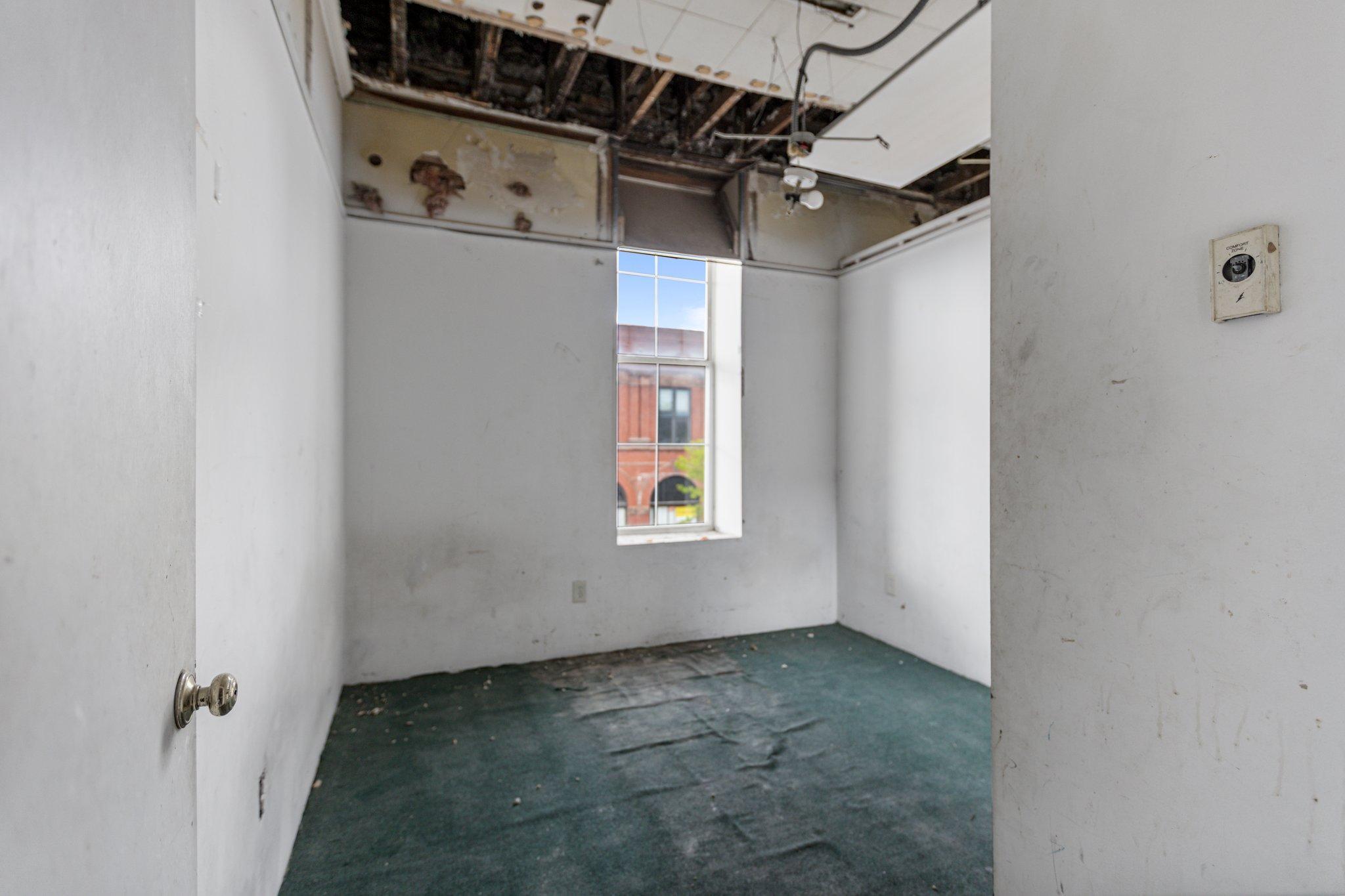 301 Central Property Photo 31