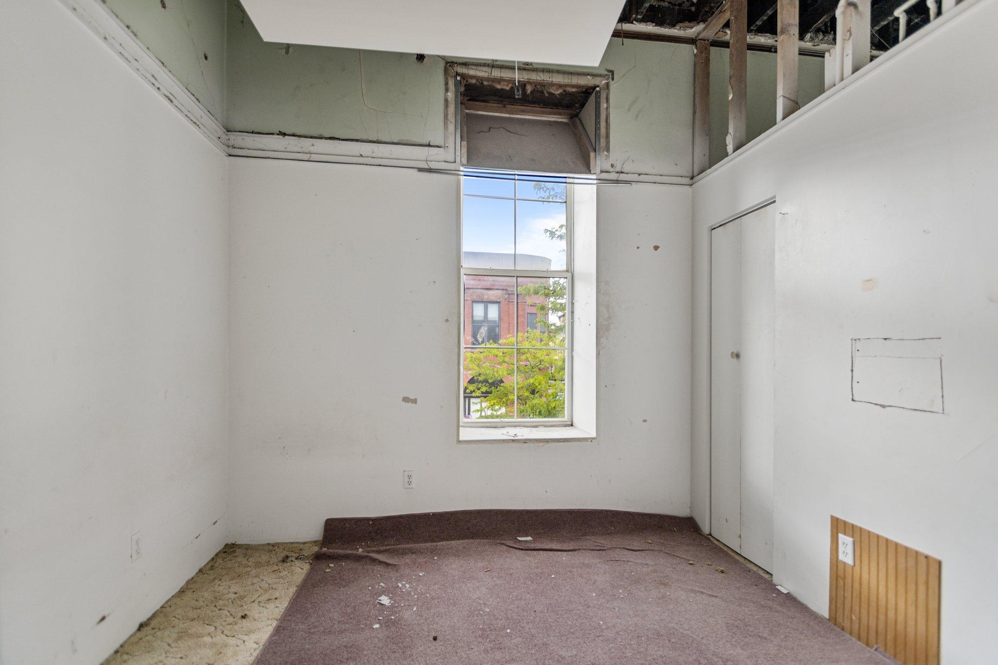 301 Central Property Photo 35