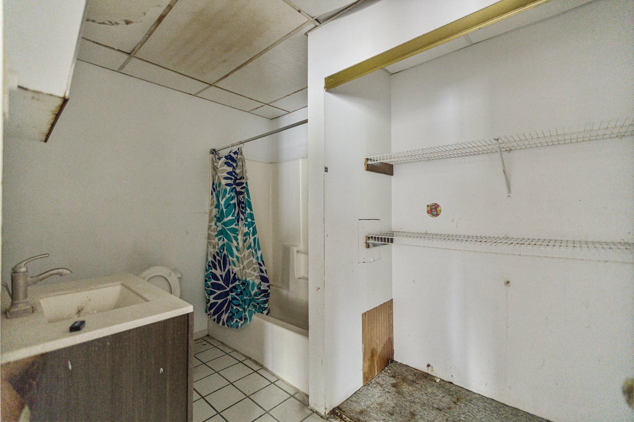 301 Central Property Photo 44