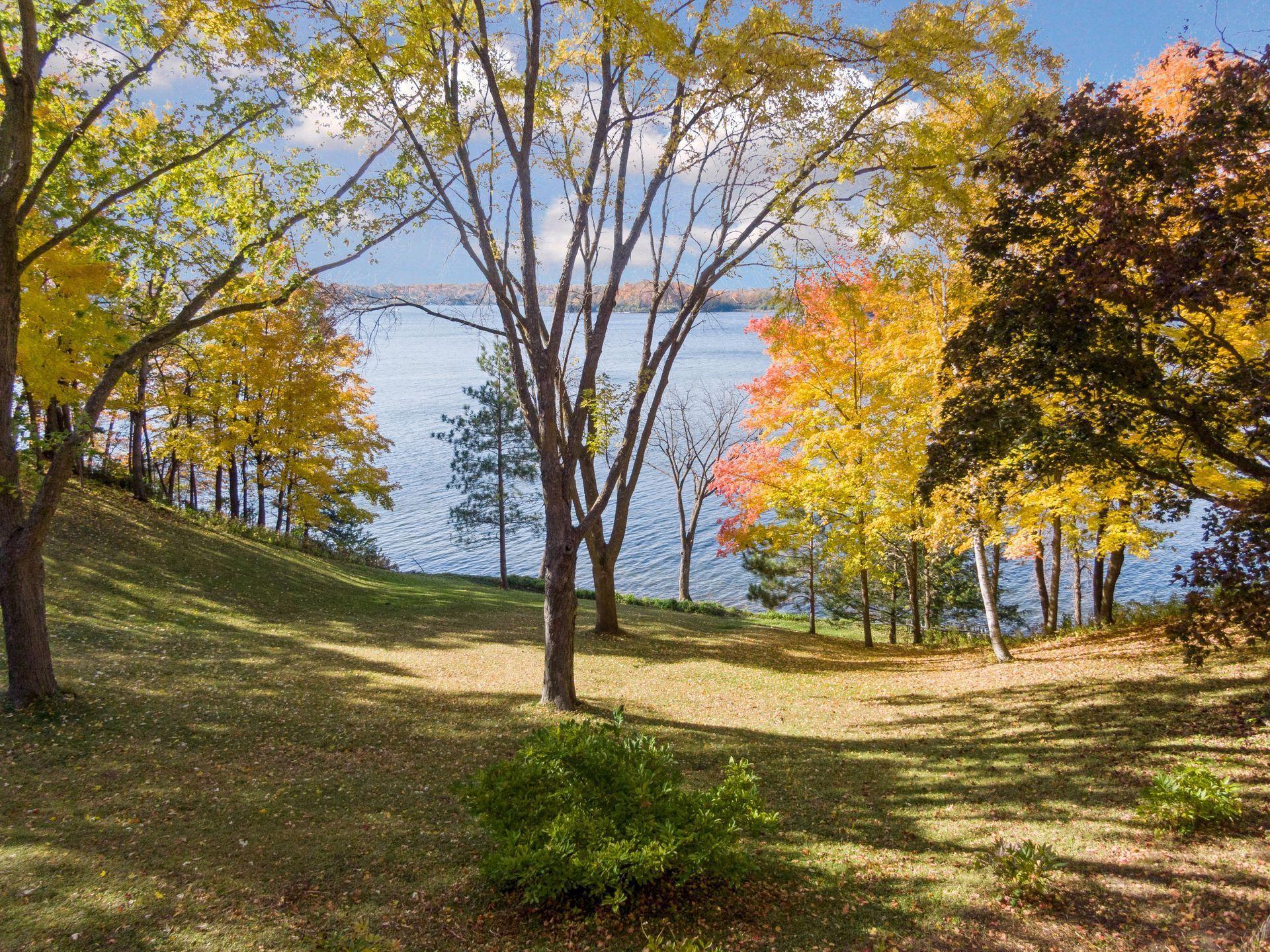 28100 Woodside Road Property Photo 7