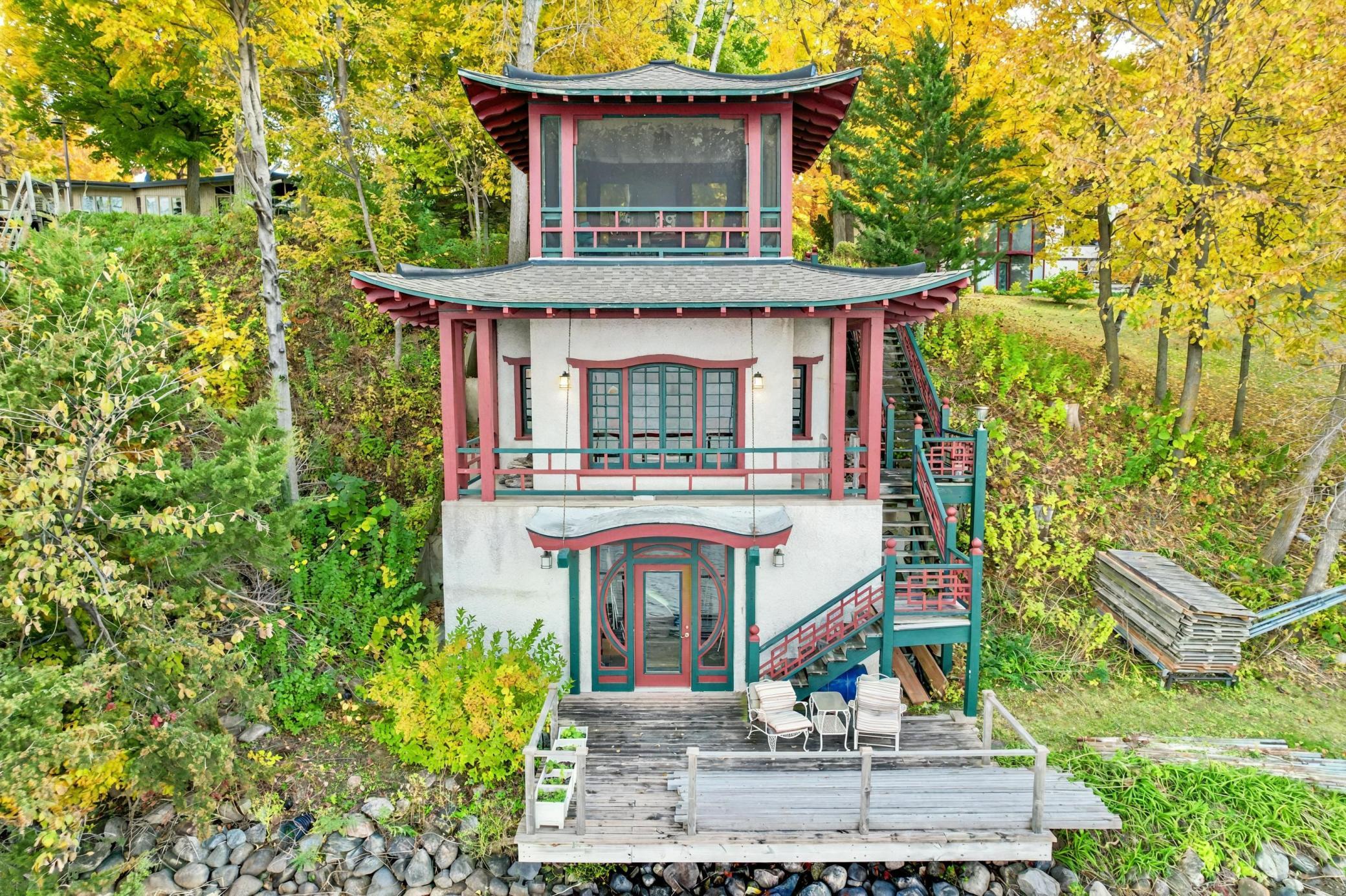28100 Woodside Road Property Photo 17
