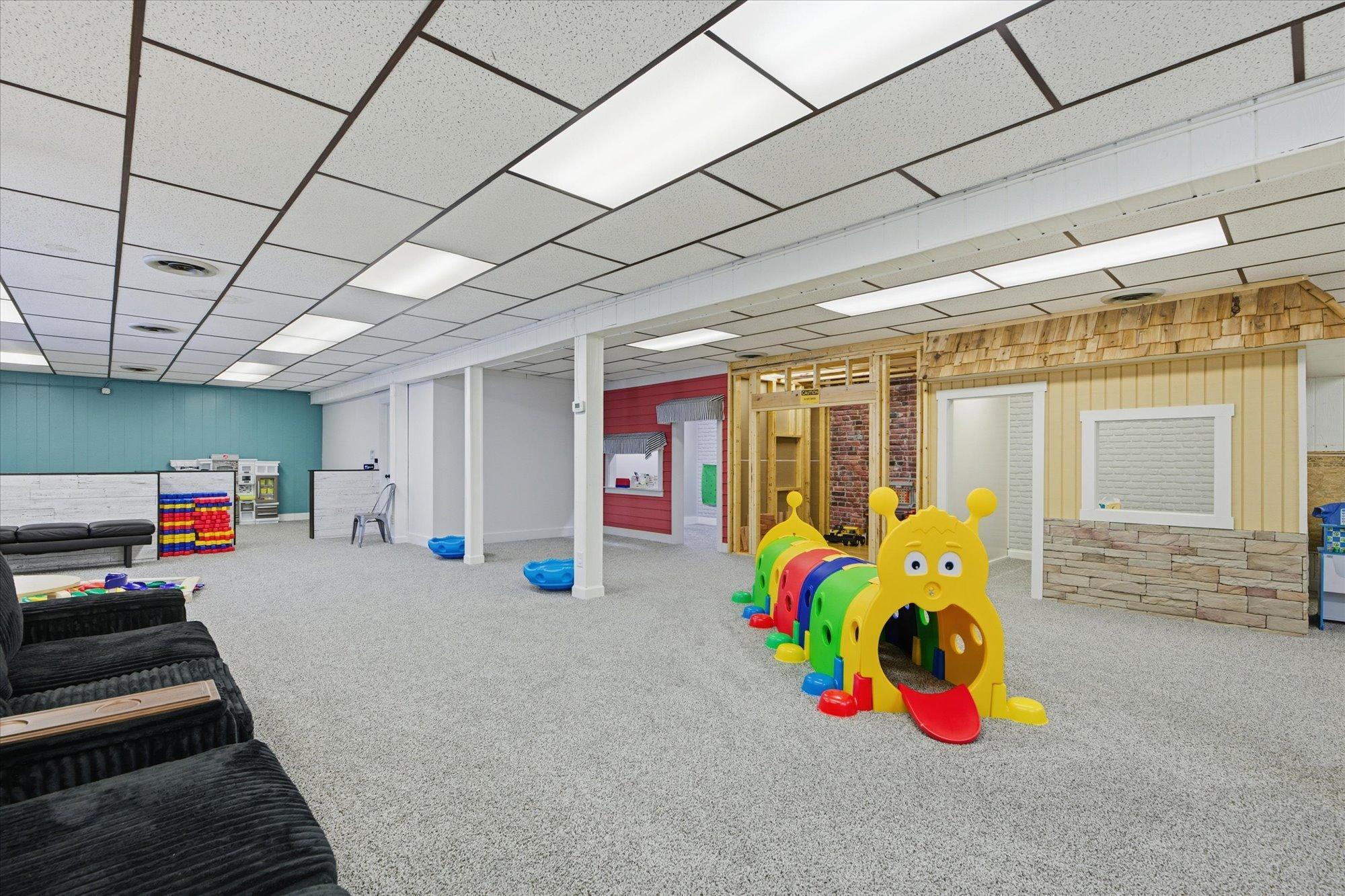 30 Chestnut Street E Property Photo 13