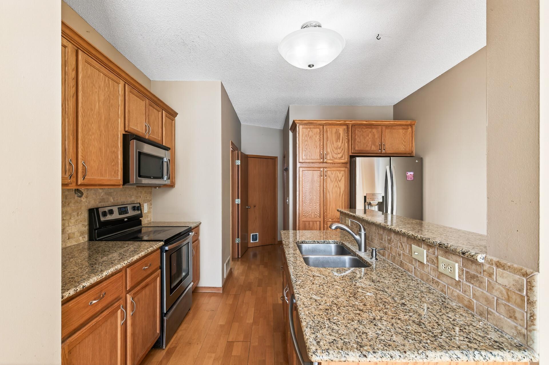 15522 Garnet Way 102 Property Photo 8