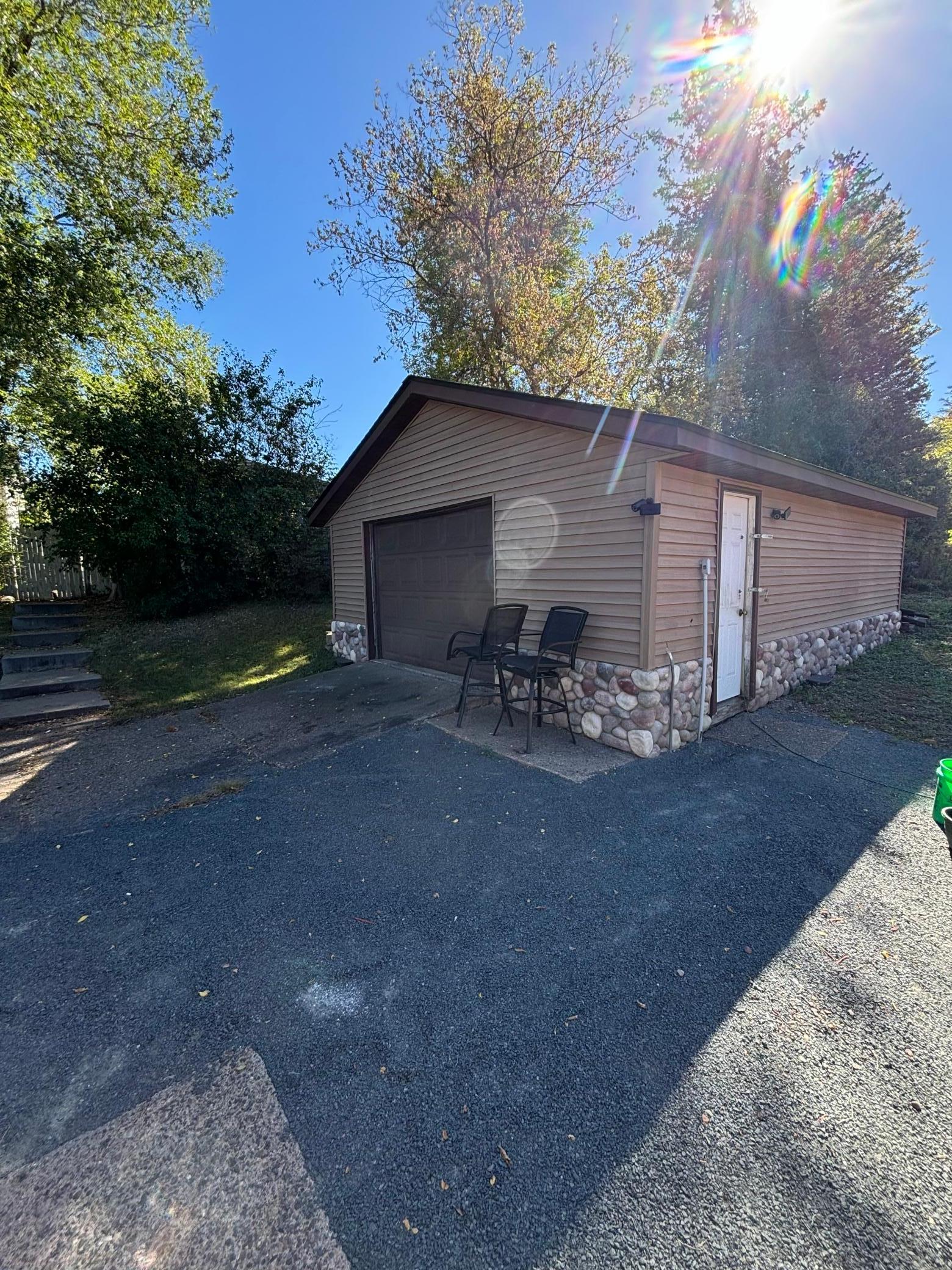 951 14th Avenue Property Photo 3