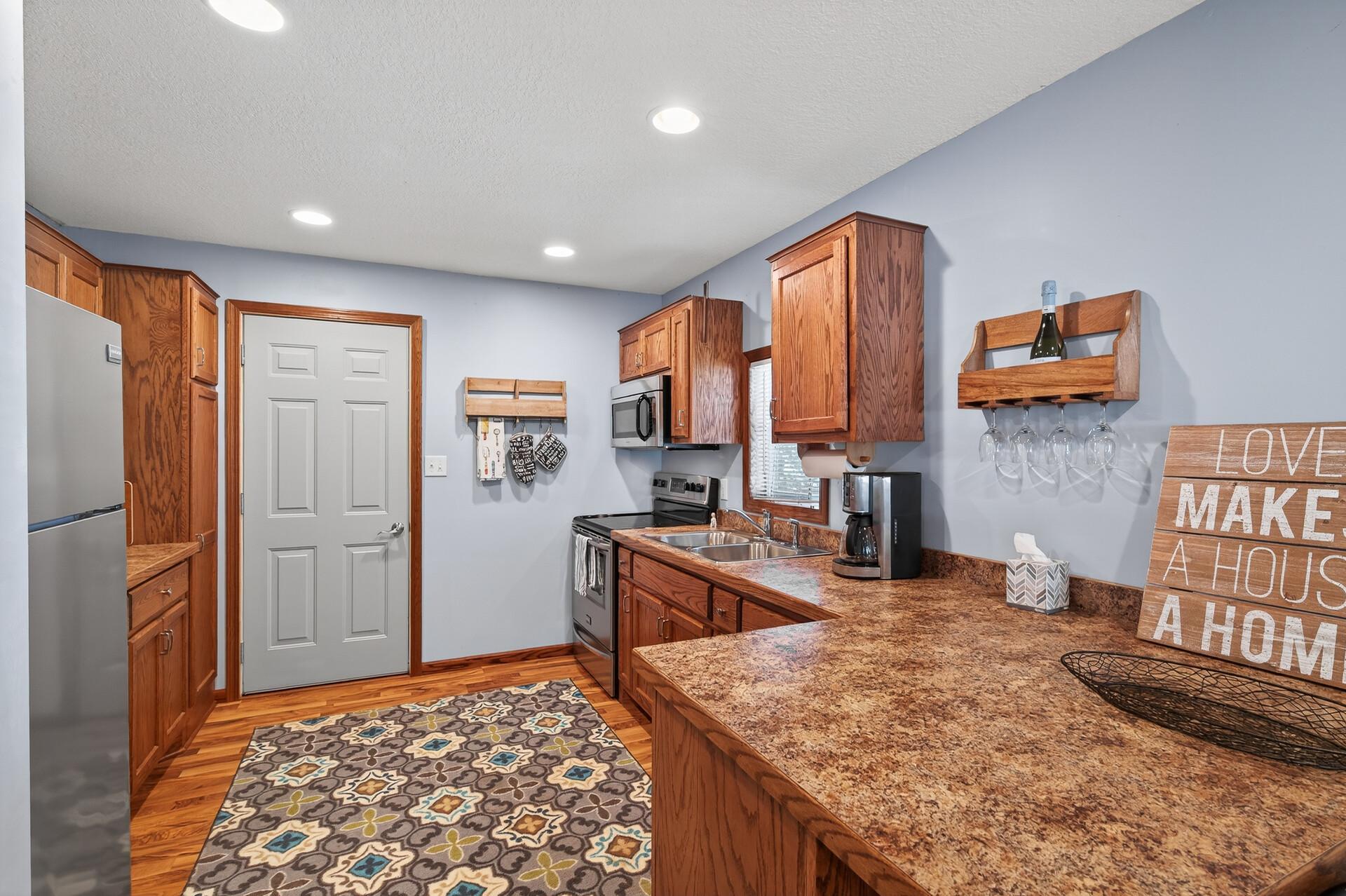 1800 Hawk Trail Property Photo 8