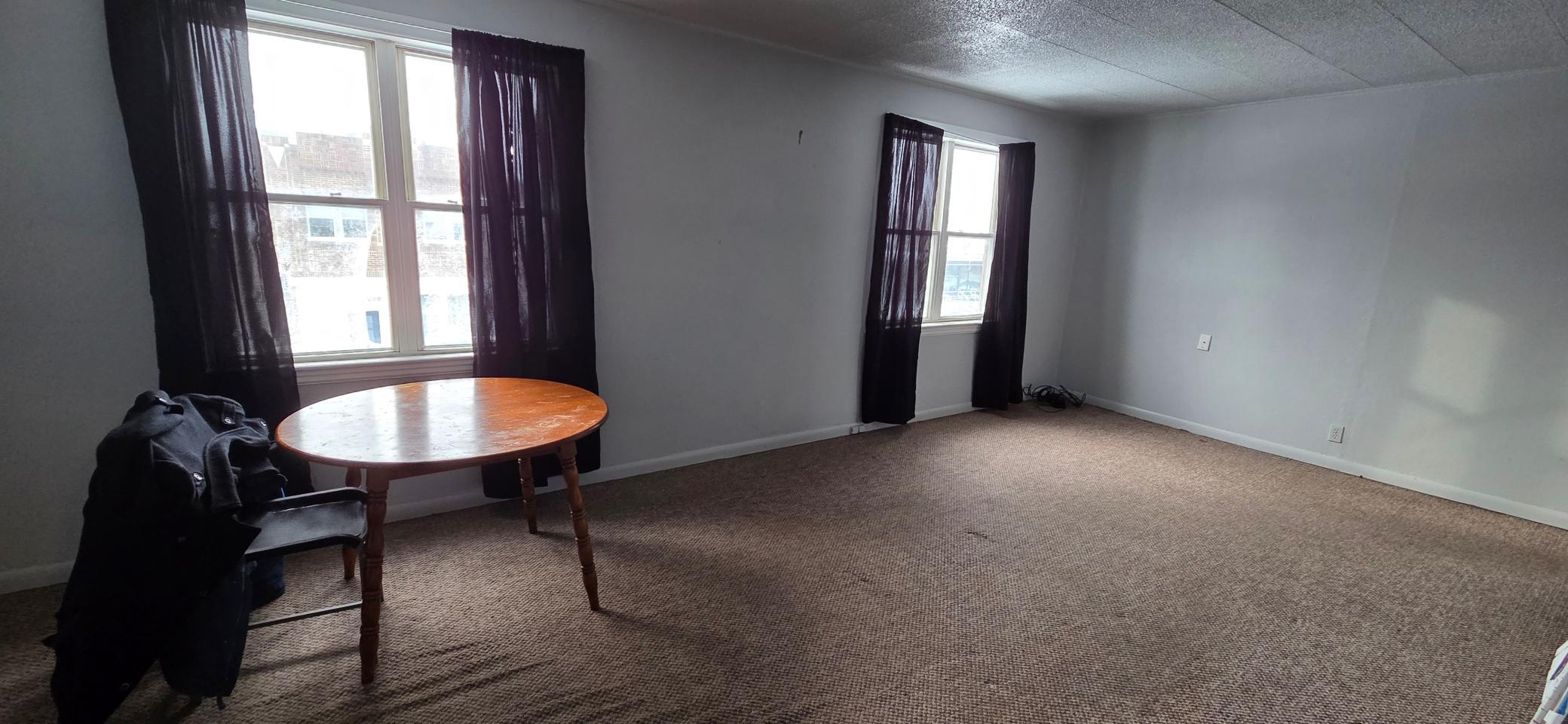 426 3rd Street Property Photo 5