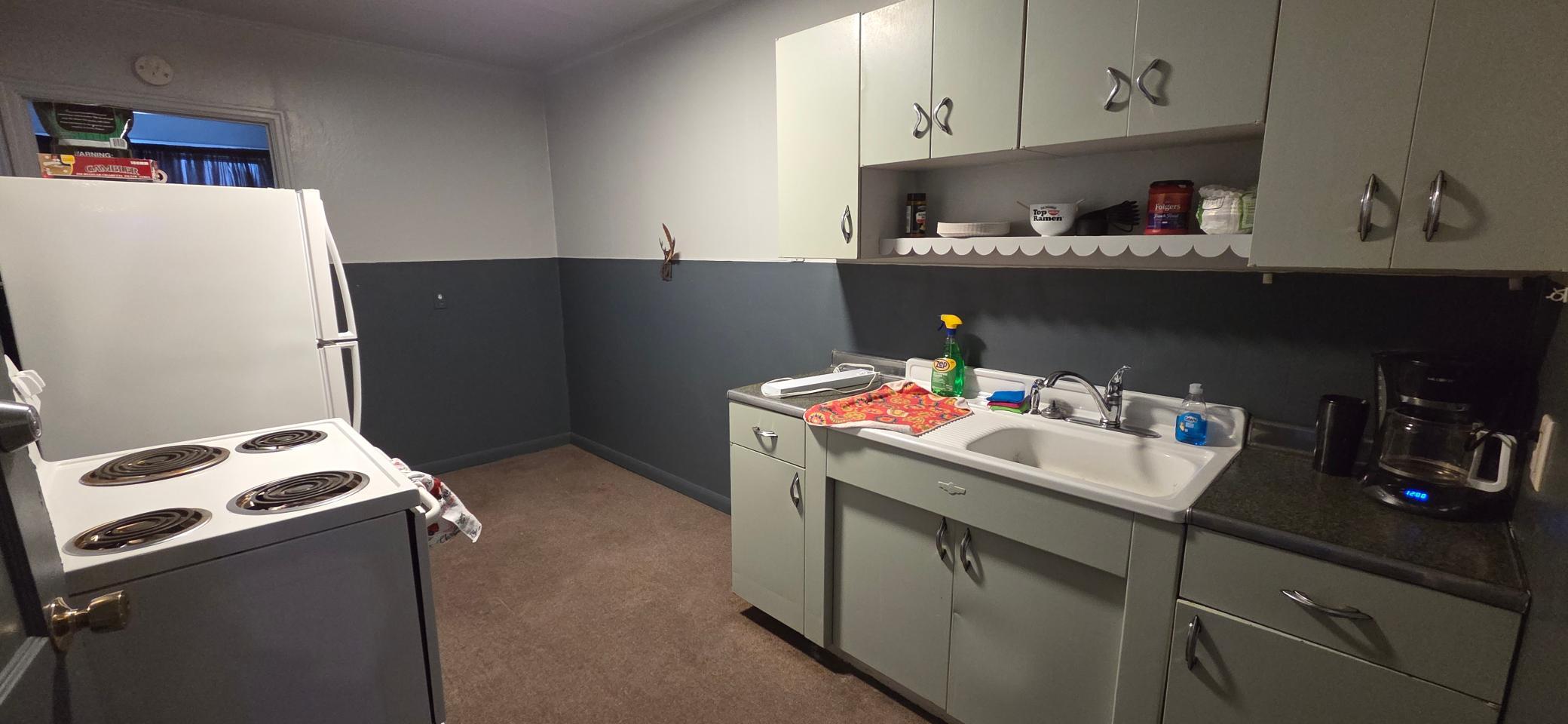 426 3rd Street Property Photo 6