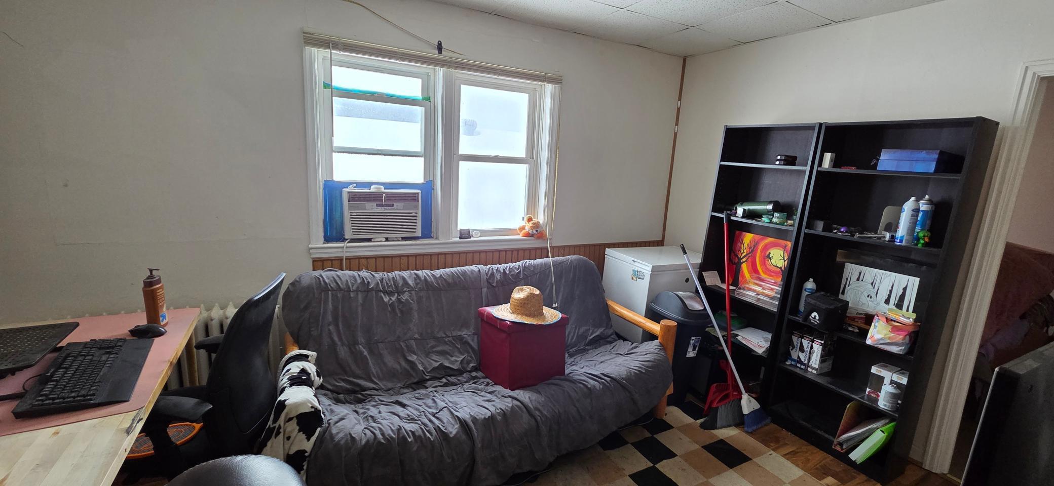 426 3rd Street Property Photo 10