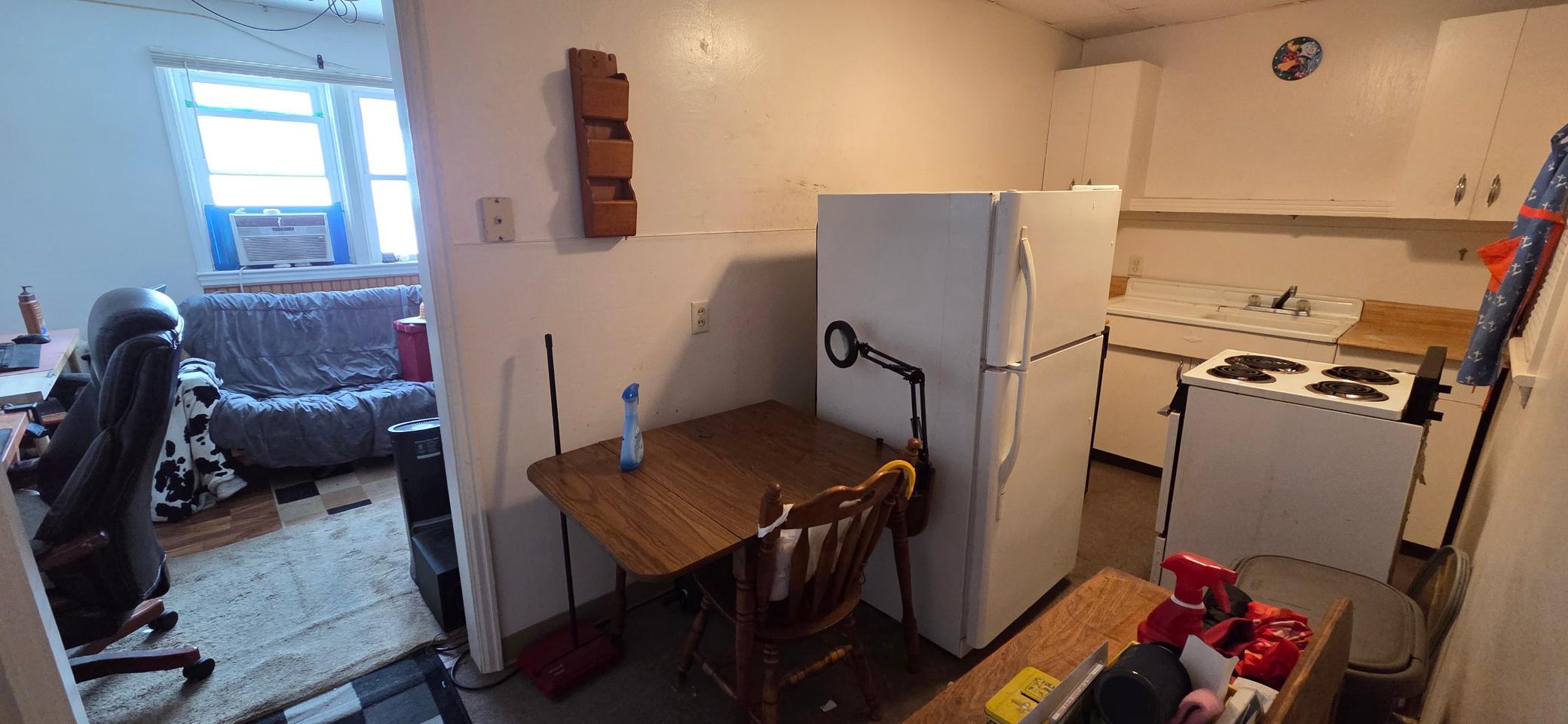 426 3rd Street Property Photo 11