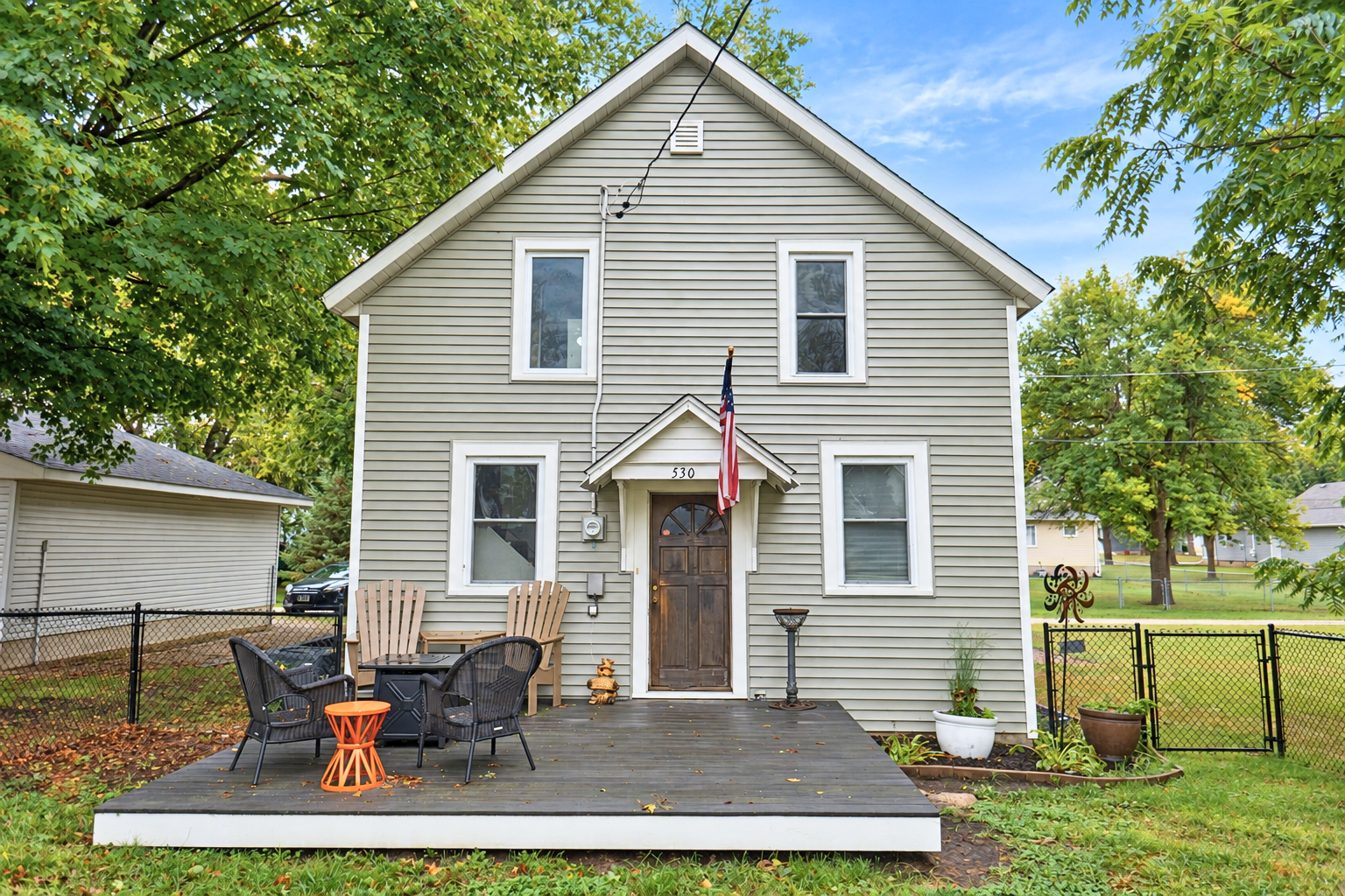 530 4th Street Property Photo 1