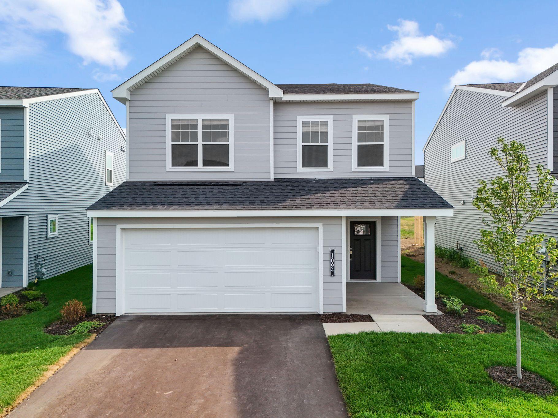 1094 Annagaire Curve Property Photo 1