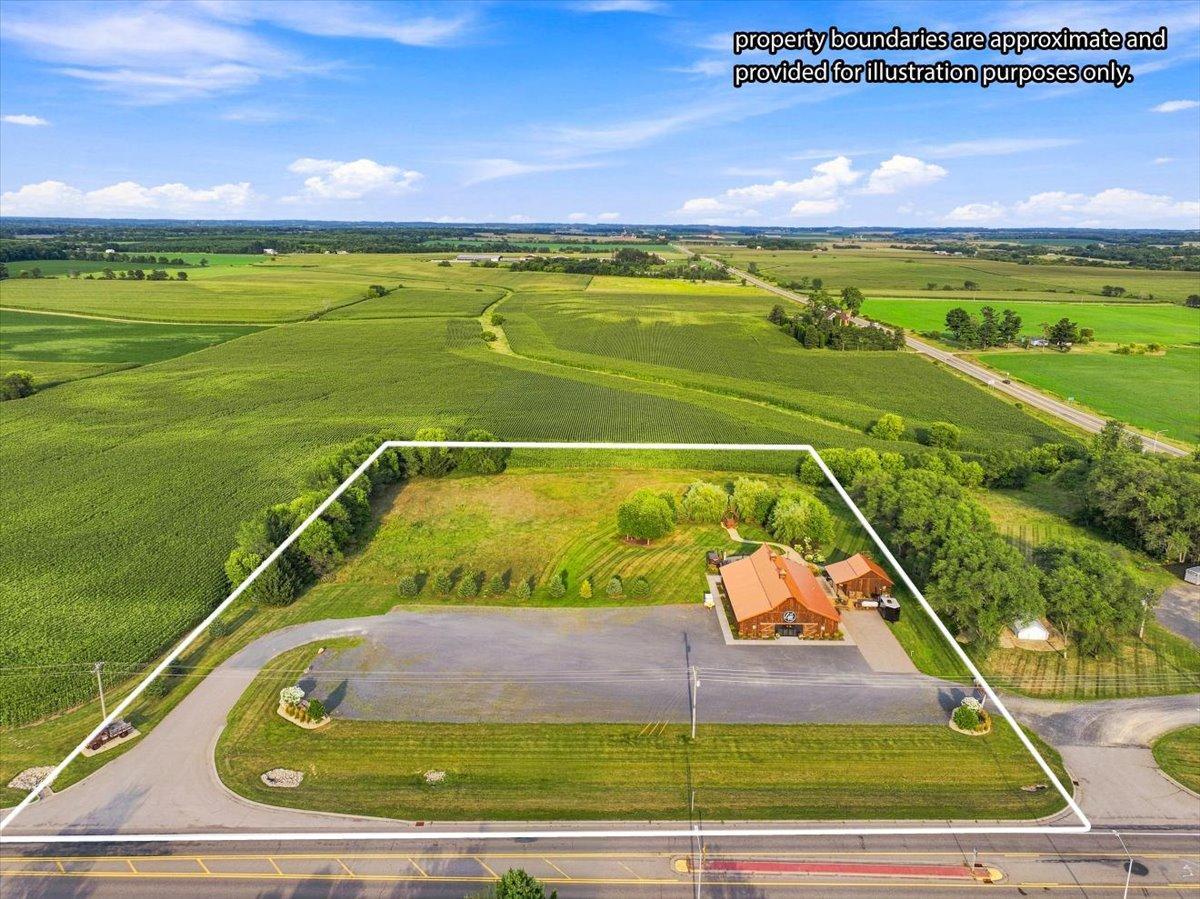 1901 Highway 46 Property Photo 5