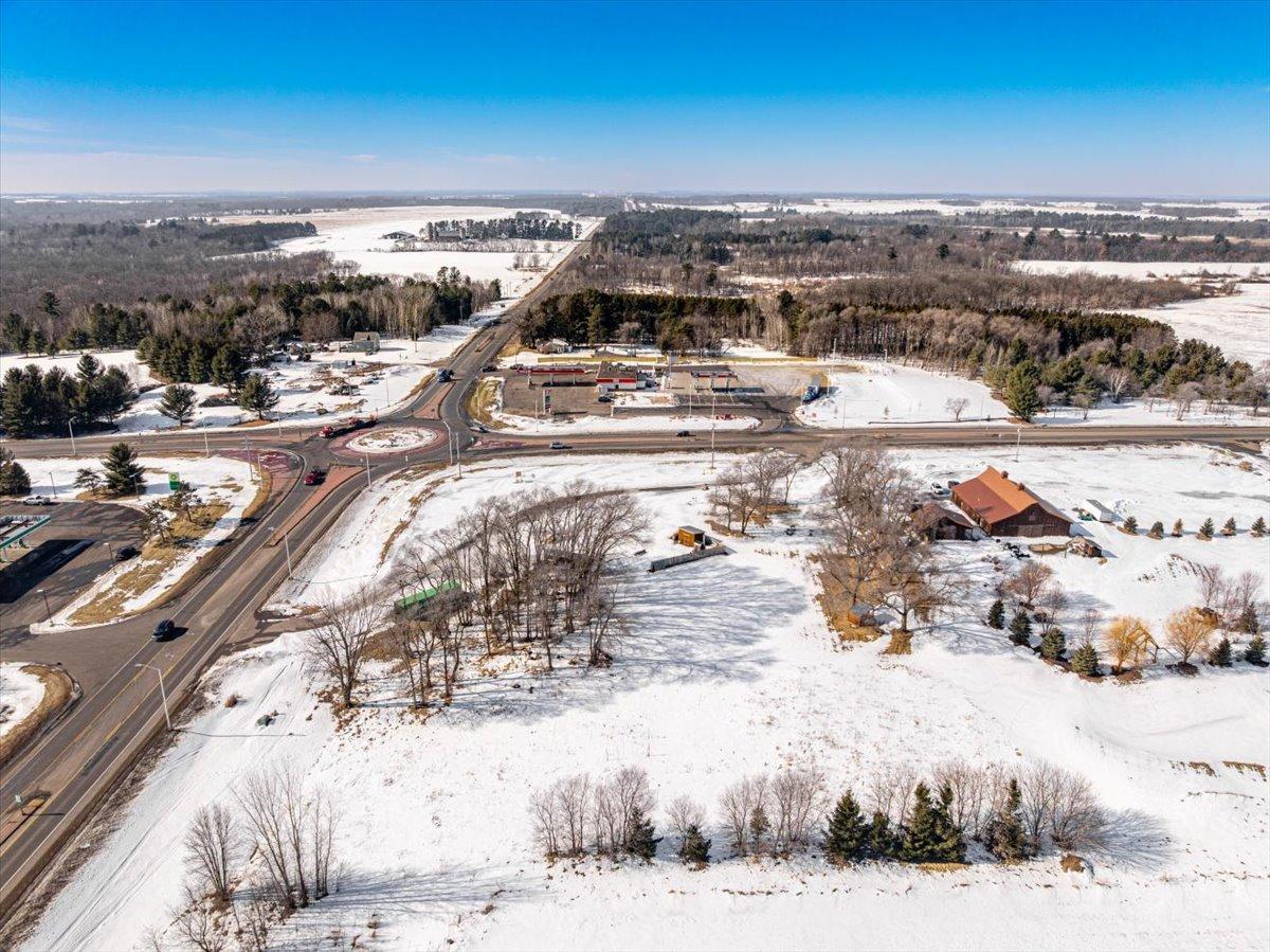 1901 Highway 46 Property Photo 9