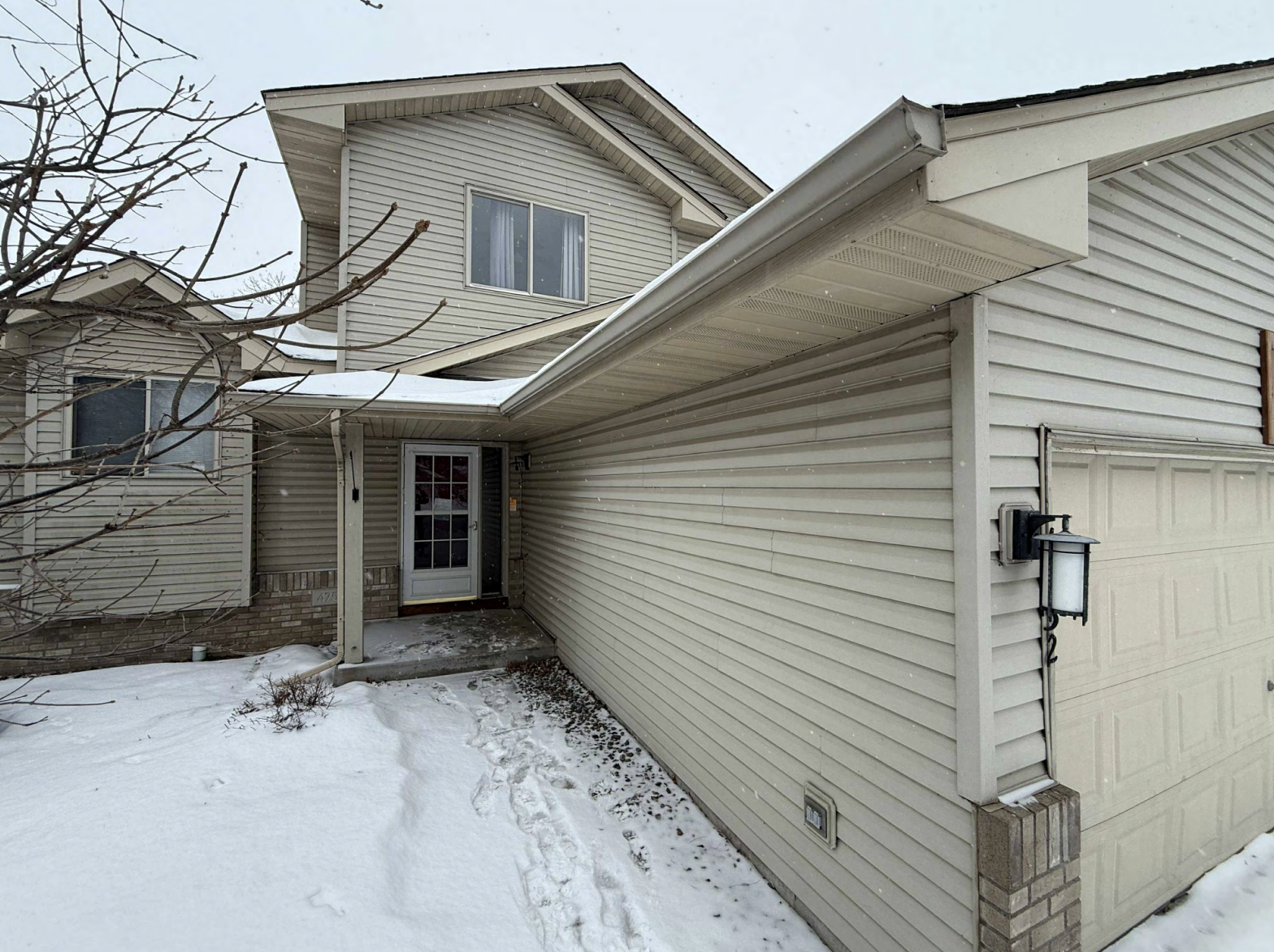 4752 Blanding Court Property Photo 1