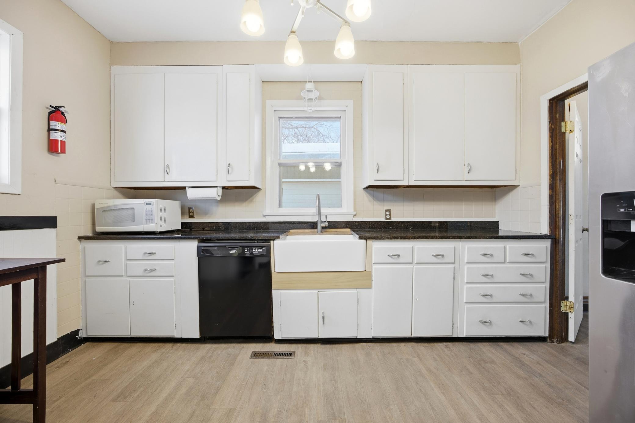 1122 4th Avenue N Property Photo 3