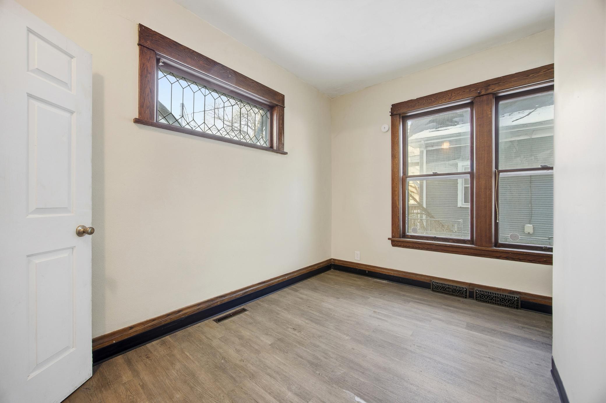 1122 4th Avenue N Property Photo 6