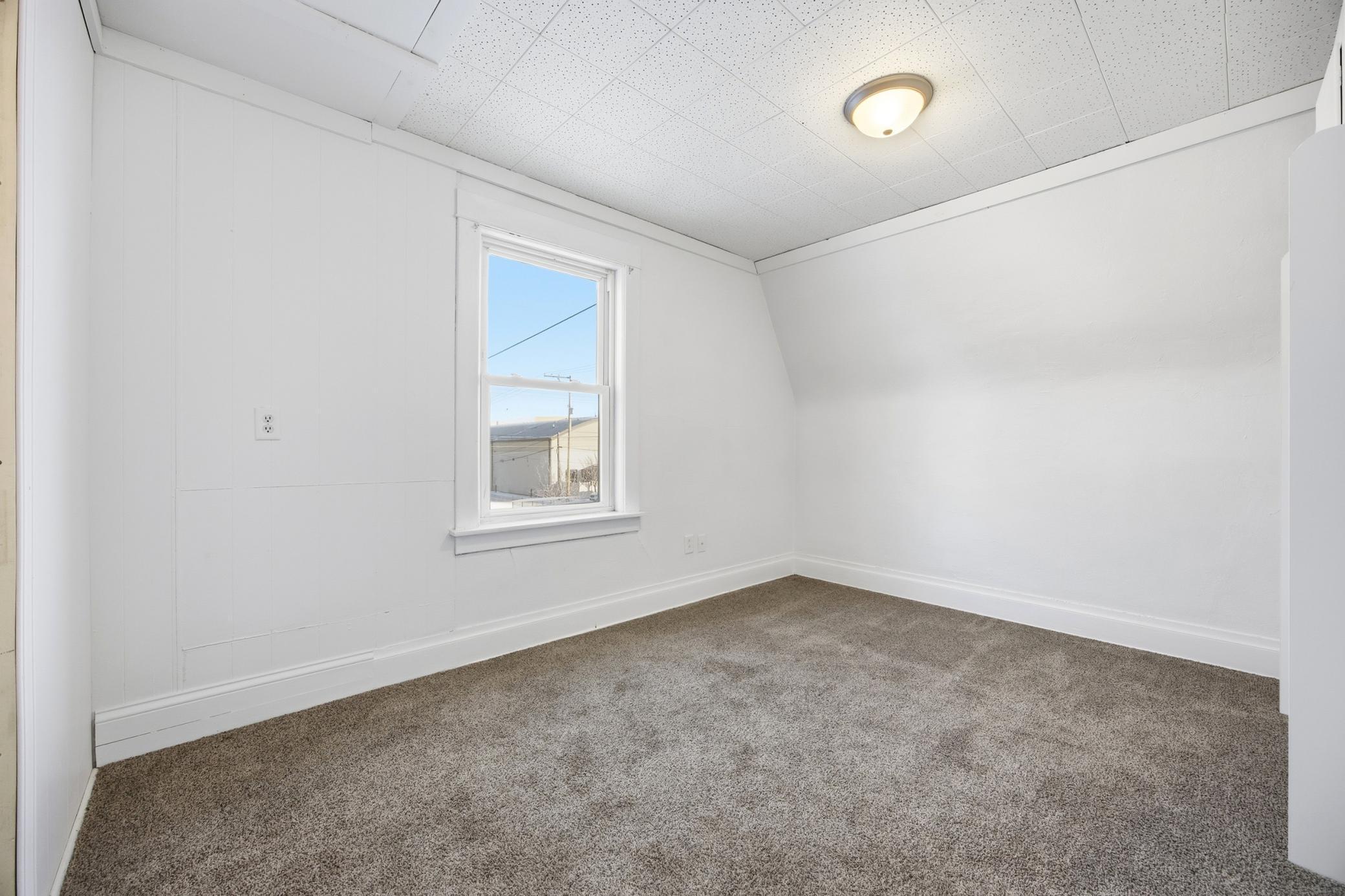 1122 4th Avenue N Property Photo 13