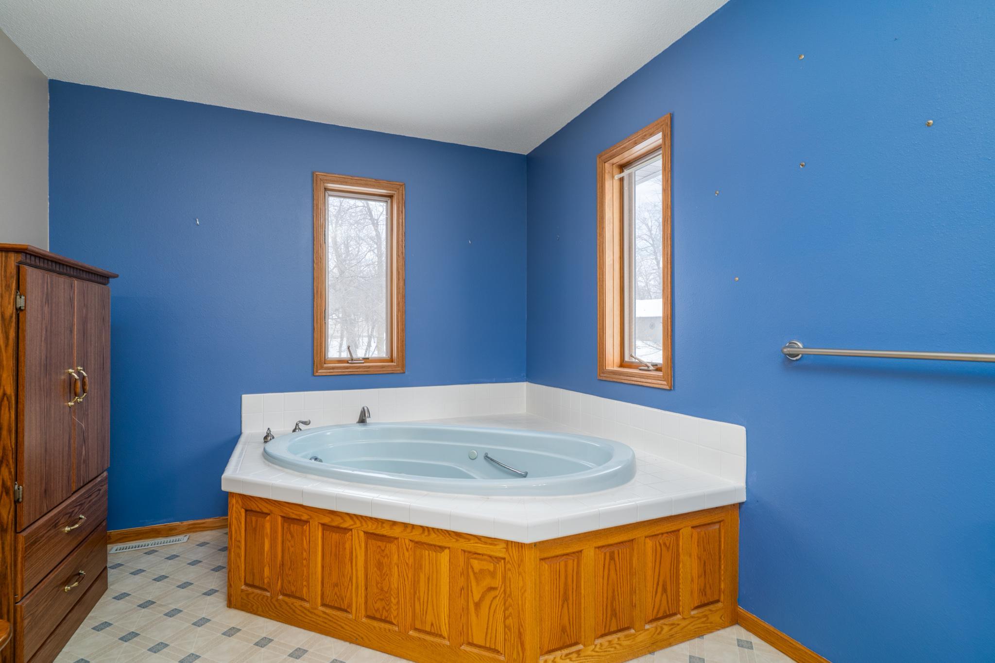 39233 E Union Drive Property Photo 16