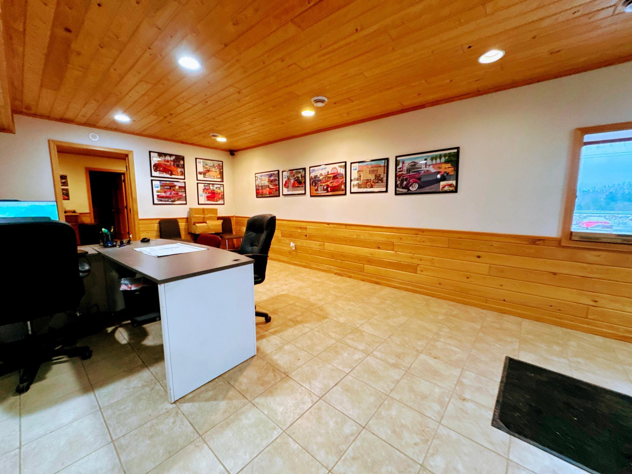 29347 Us 2 Property Photo 7