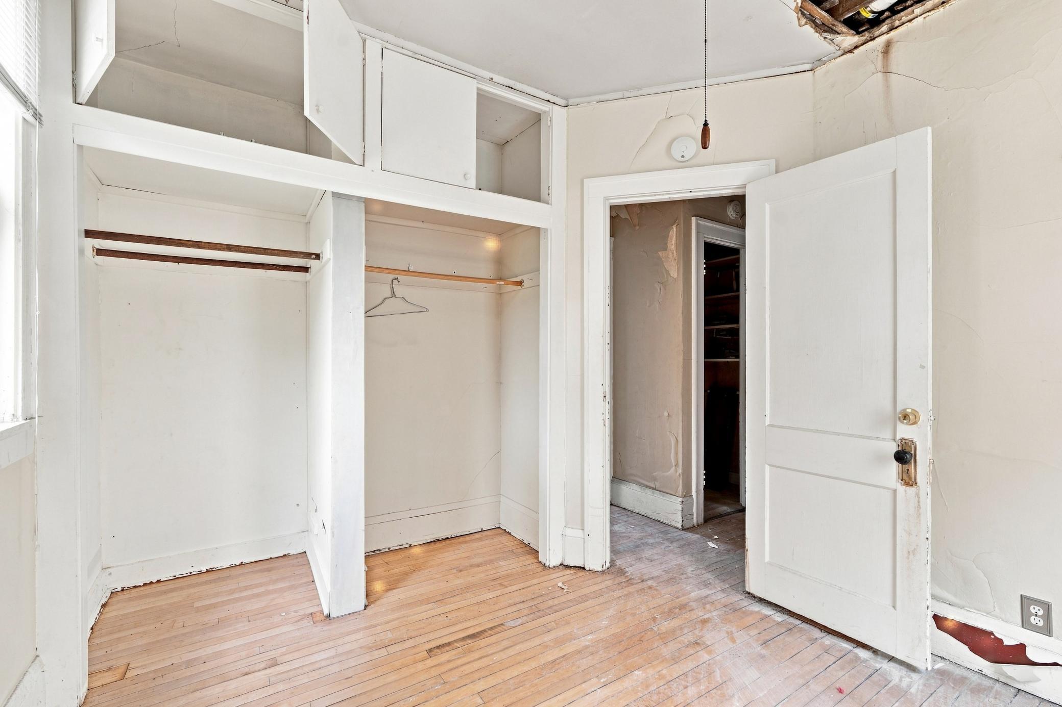 1716 University Avenue Ne Property Photo 10