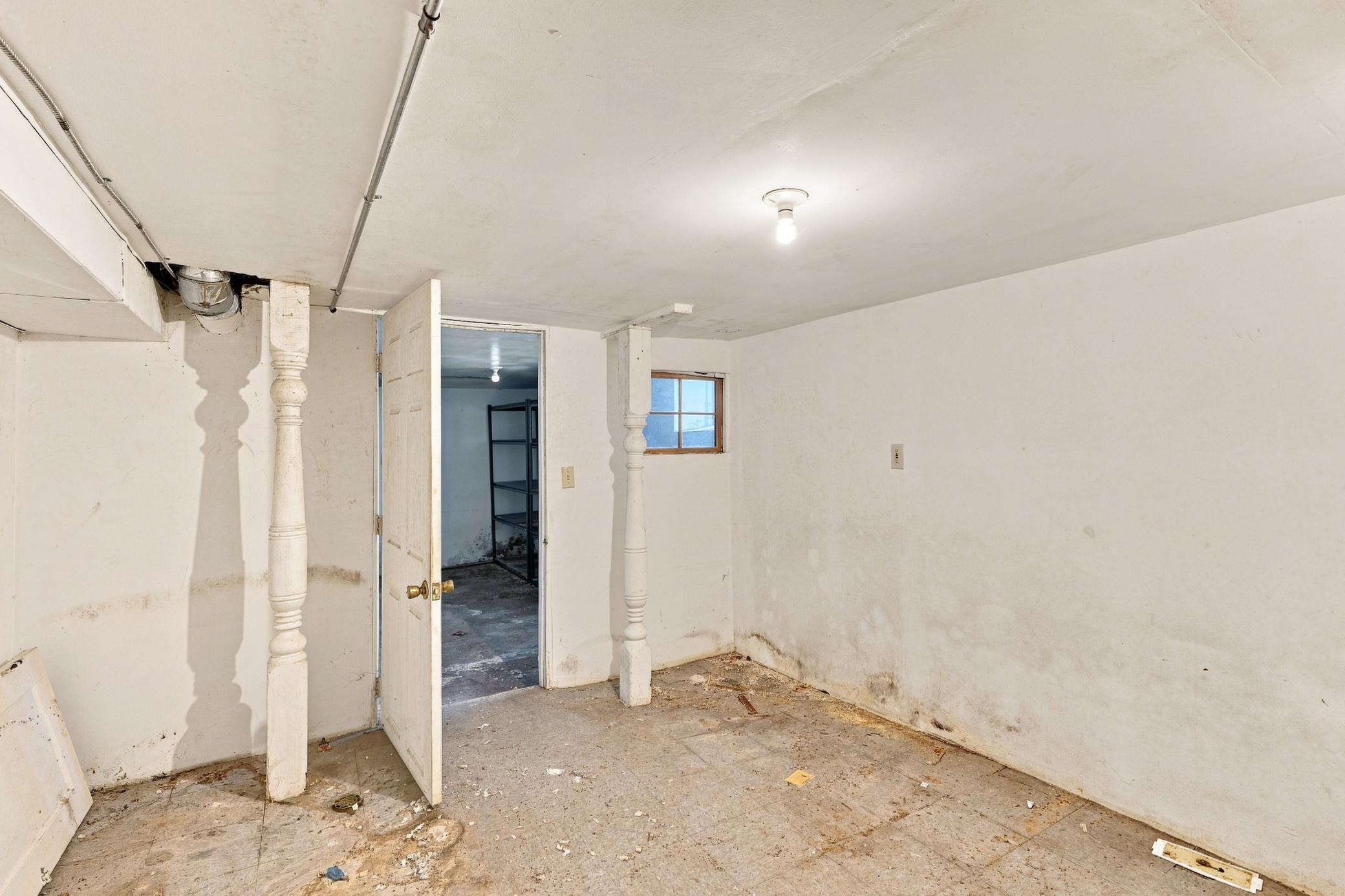 1716 University Avenue Ne Property Photo 32
