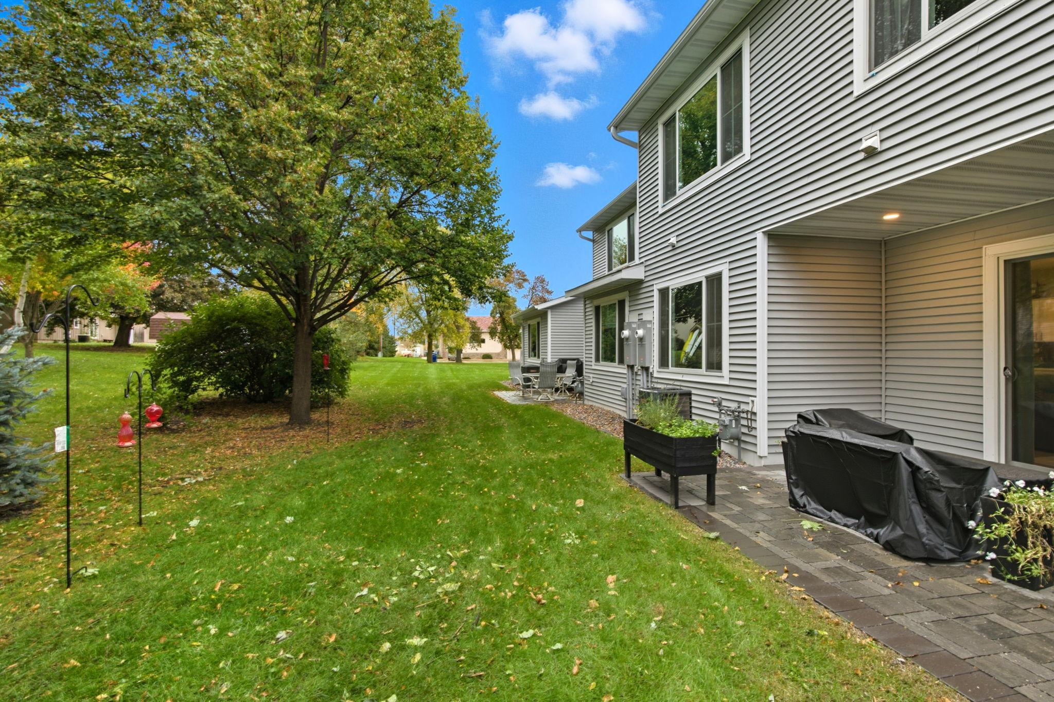 324 Martinson Boulevard Property Photo 22